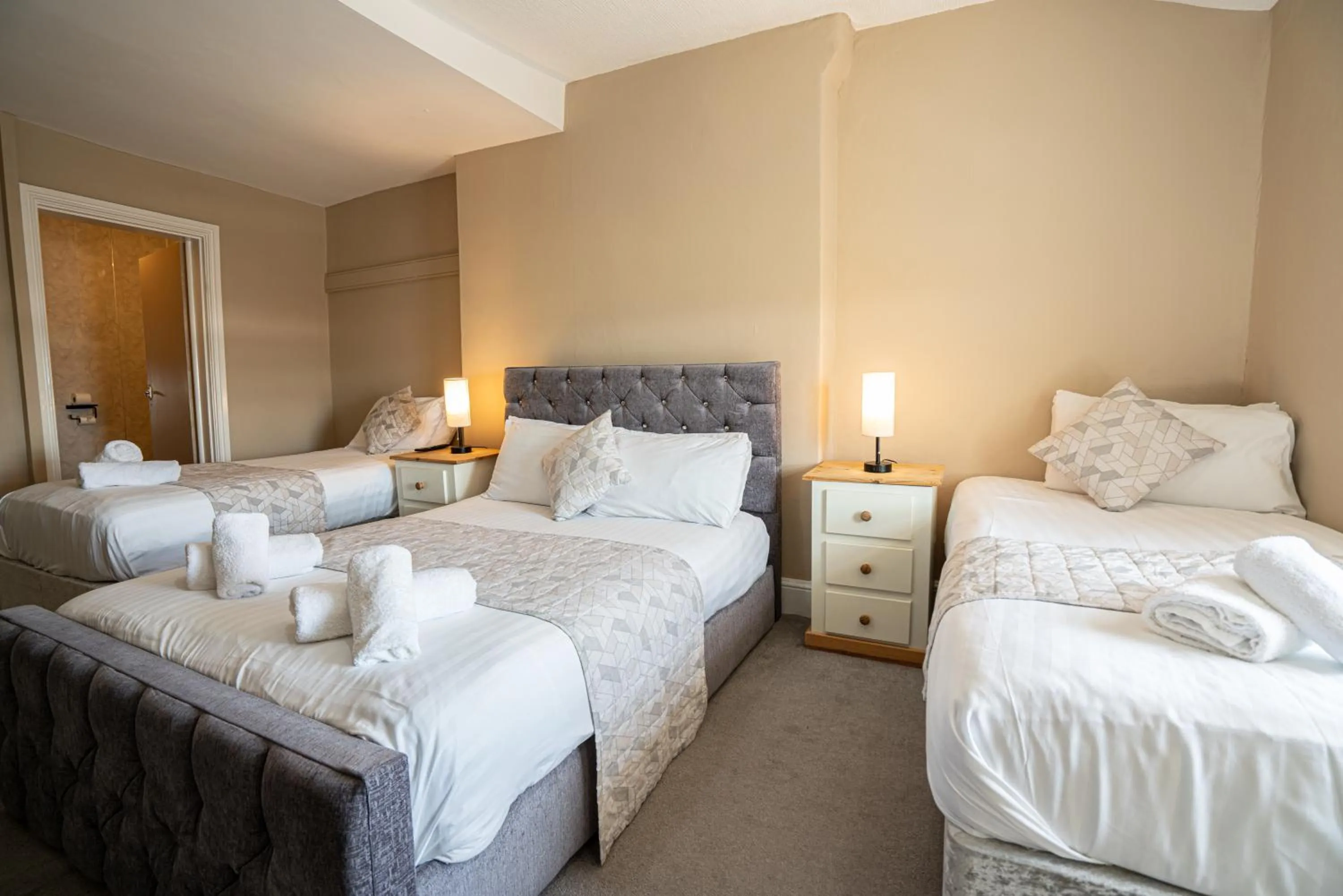 Bed in The Central Hotel