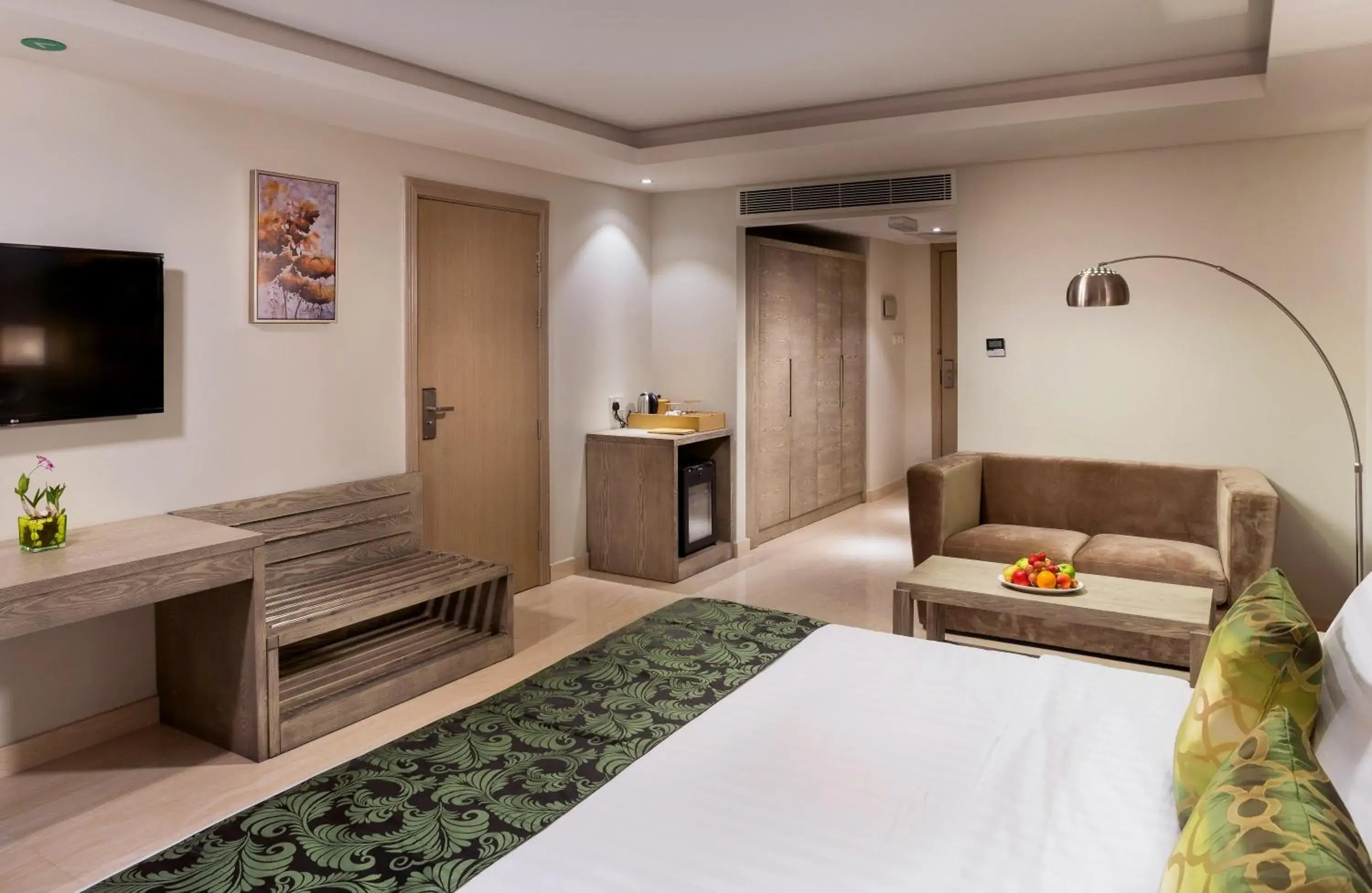 Photo of the whole room, Bed in Centara Muscat Hotel Oman Photo of the whole room, Bed in Centara Muscat Hotel Oman