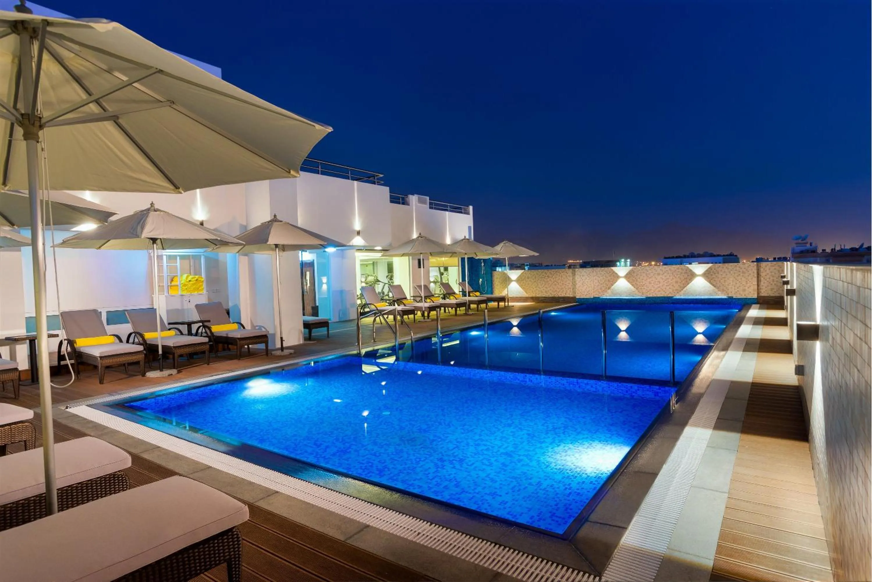 Swimming pool in Centara Muscat Hotel Oman