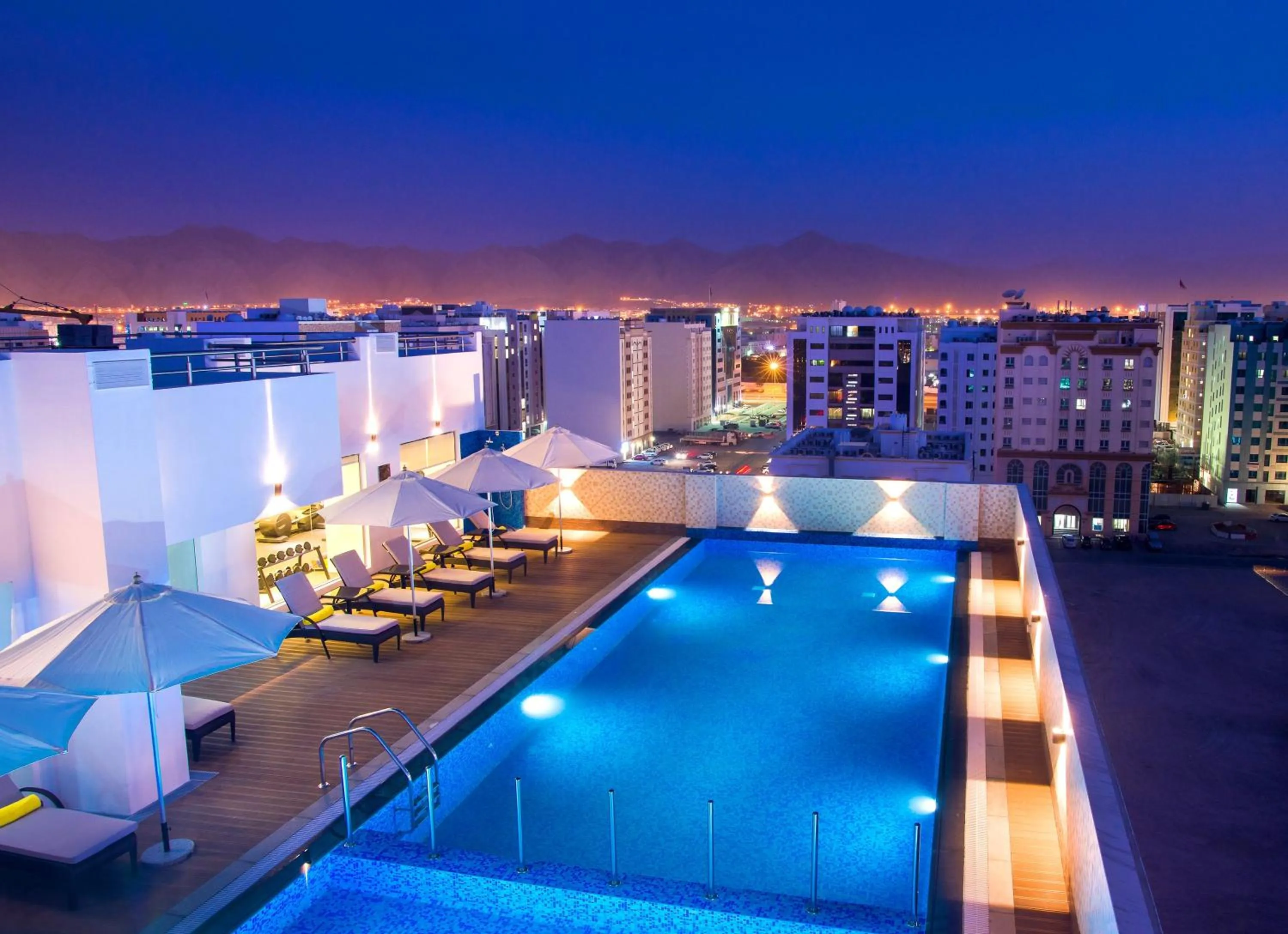 Swimming pool in Centara Muscat Hotel Oman