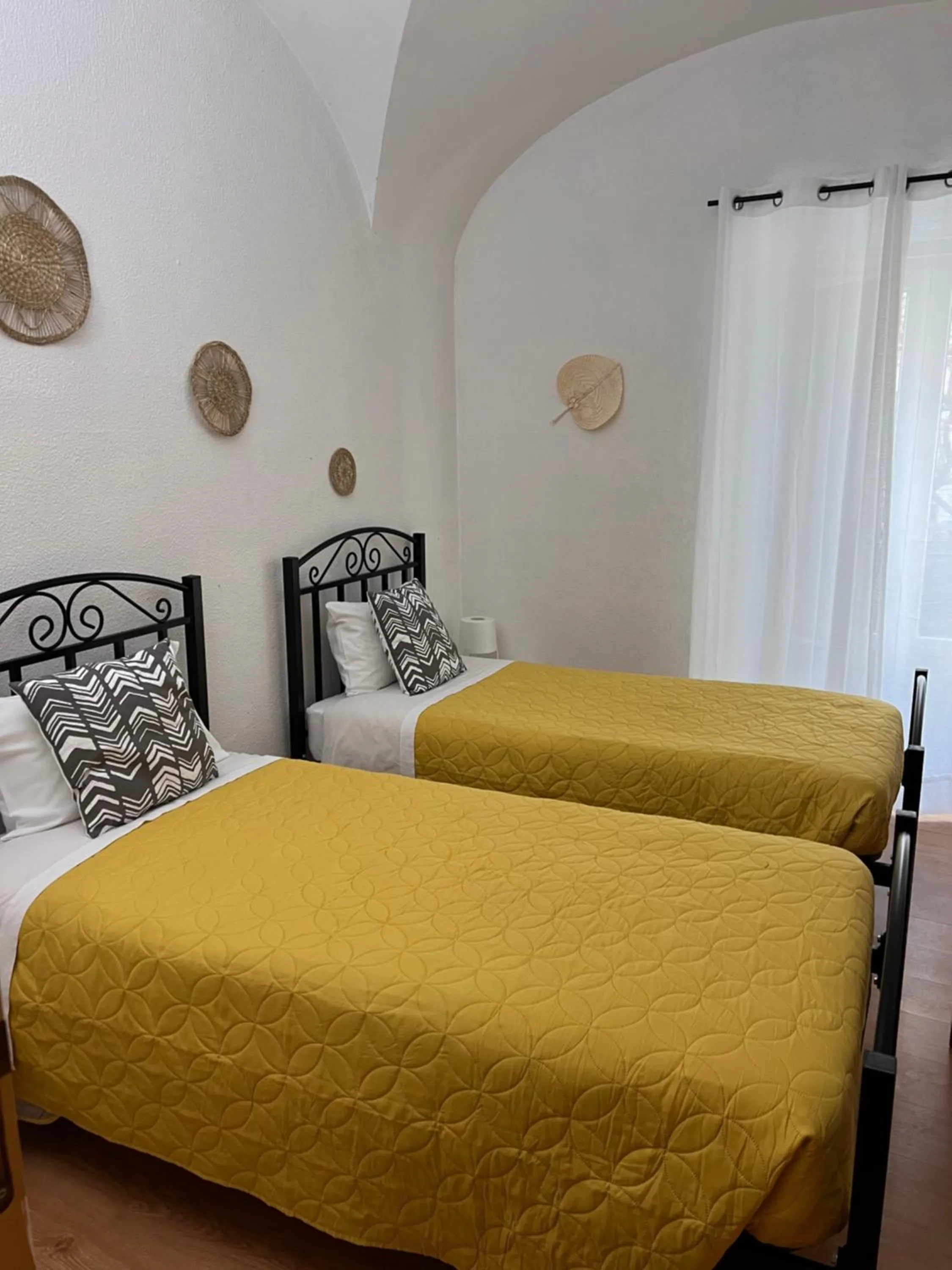 Avis Guesthouse