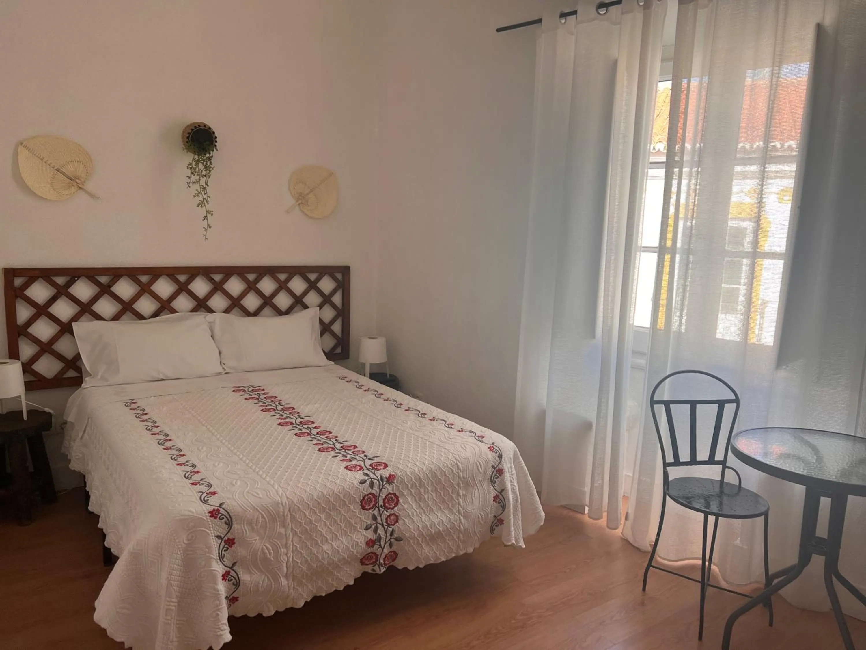 Avis Guesthouse