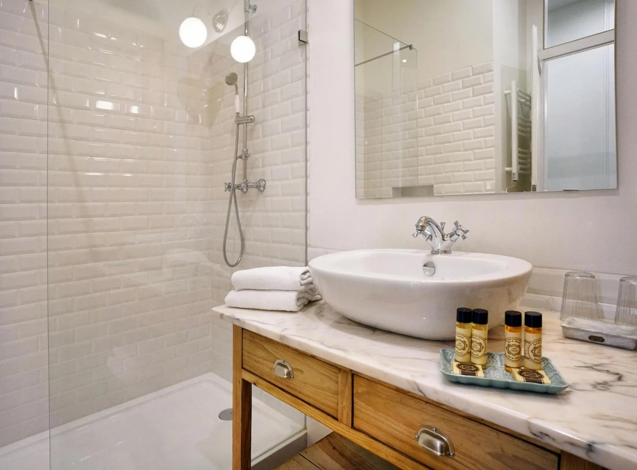 Bathroom in Casas de São Bento