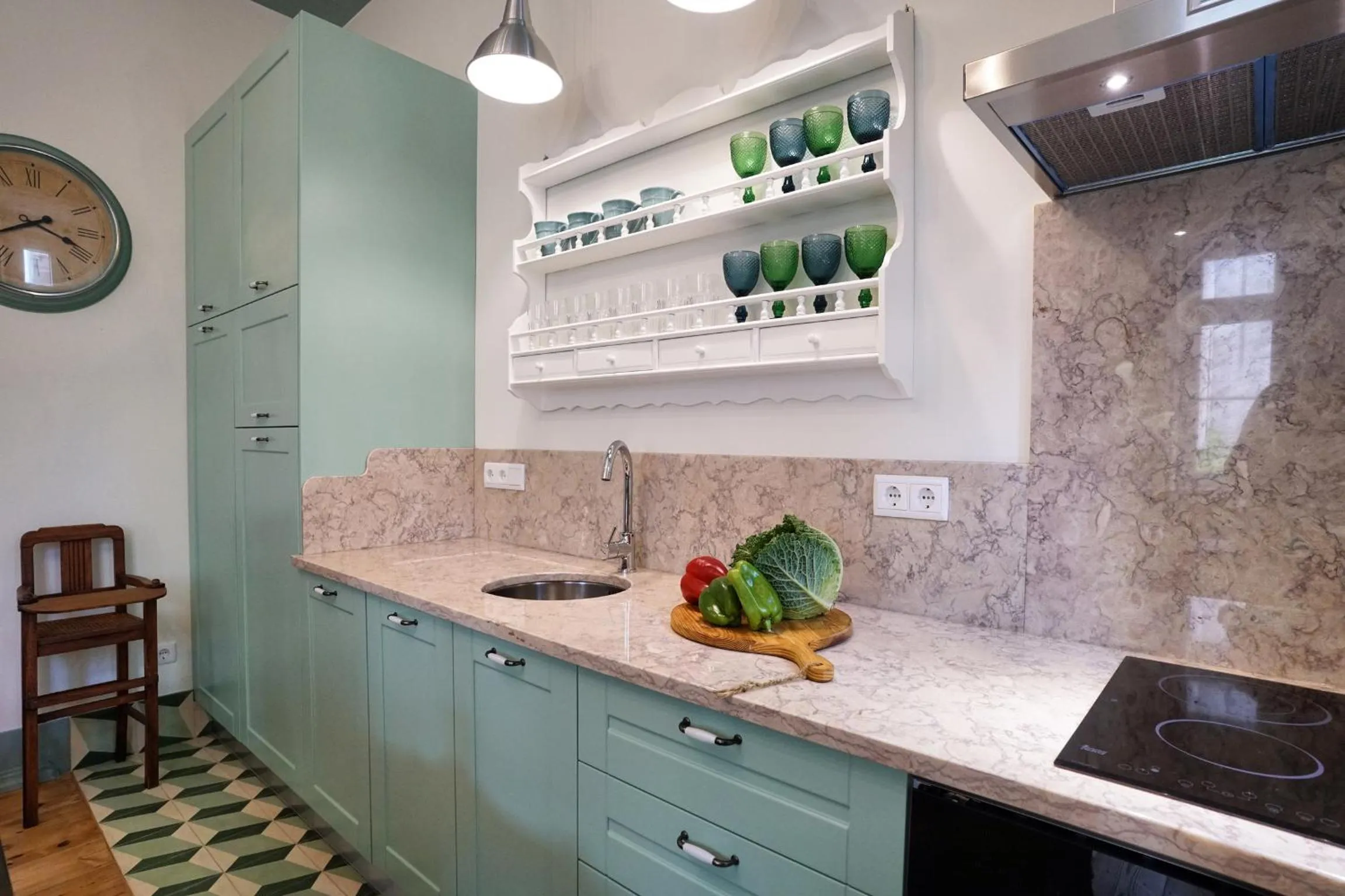 Kitchen or kitchenette in Casas de São Bento