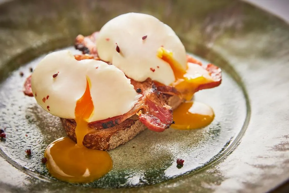 Breakfast in Perryville House