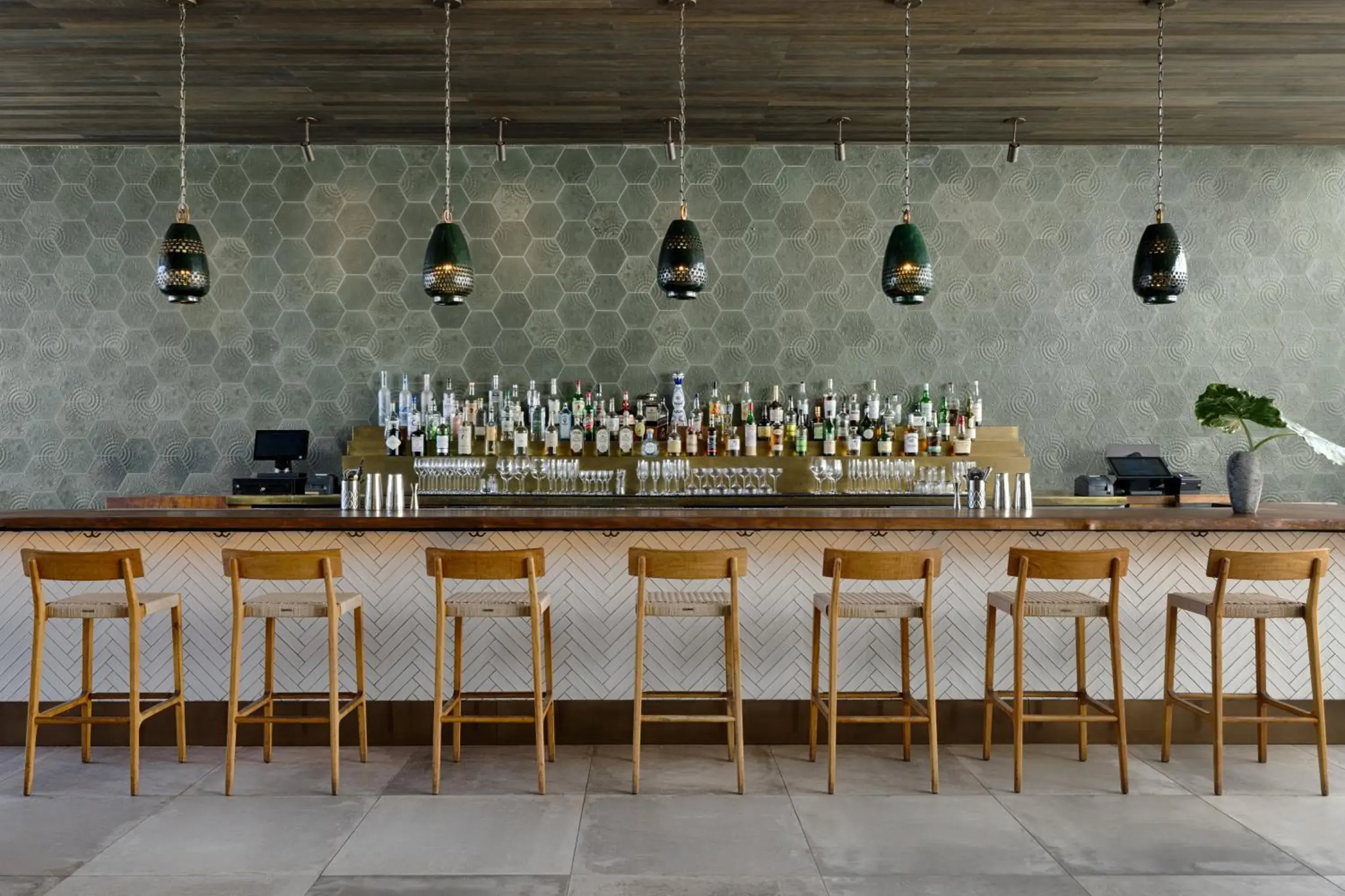 Lounge or bar in Kimpton La Peer Hotel West Hollywood by IHG Lounge or bar in Kimpton La Peer Hotel West Hollywood by IHG