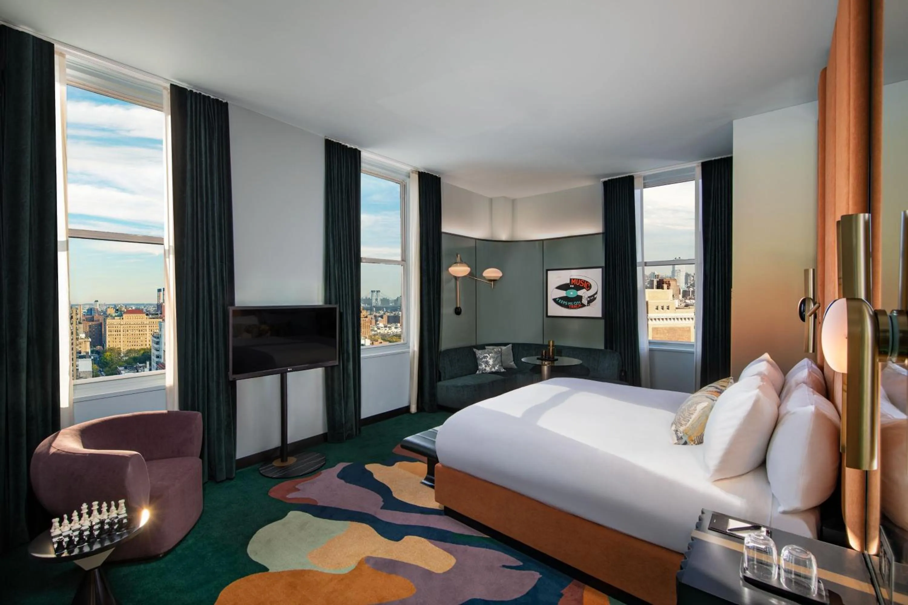 Photo of the whole room, Bed in W New York - Union Square