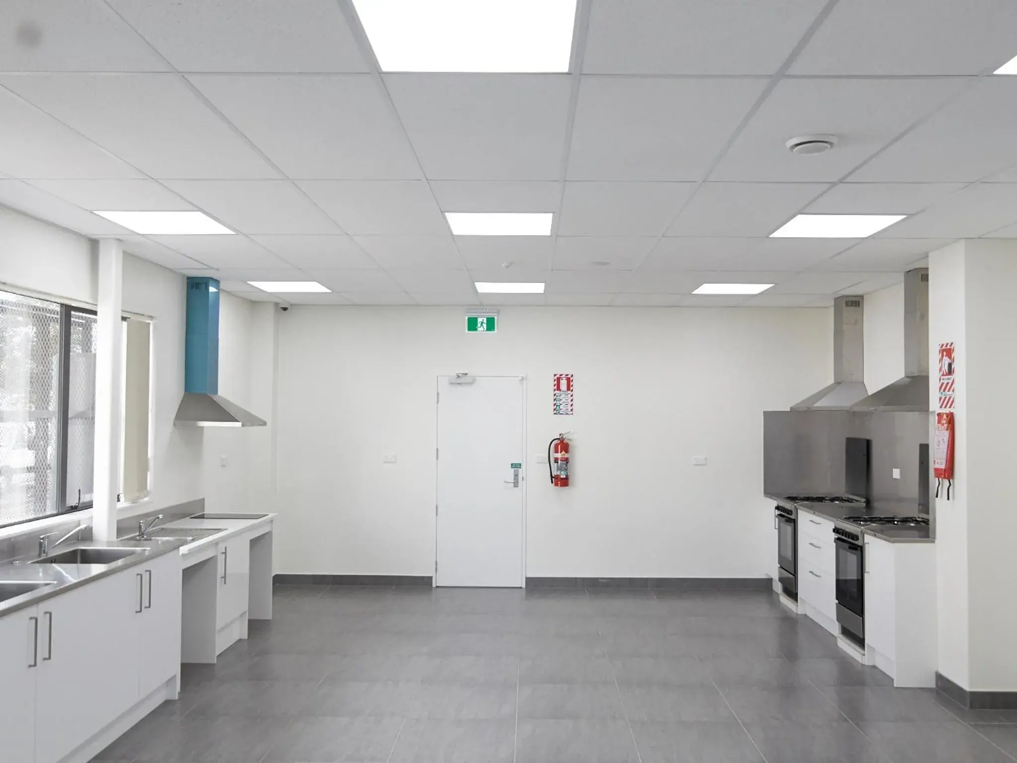 Property building in Three Palms Lodge Property building in Three Palms Lodge