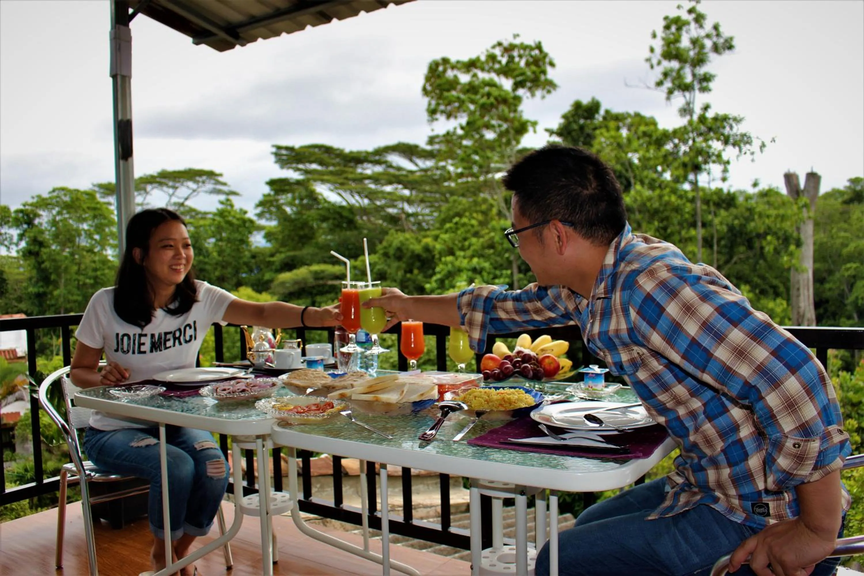 English/Irish breakfast in e-stay Hanthana Kandy