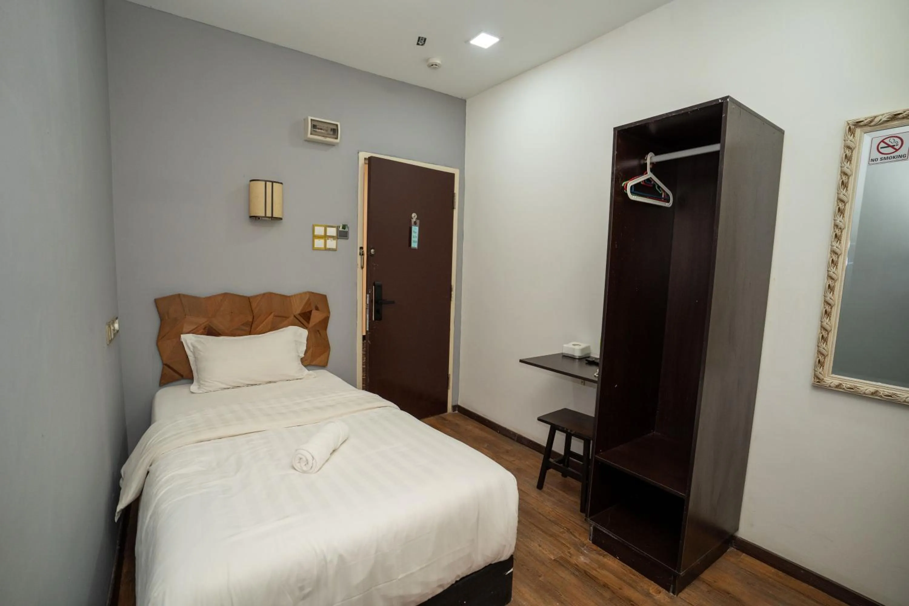 Bedroom, Bed in De Grand Boutique Hotel