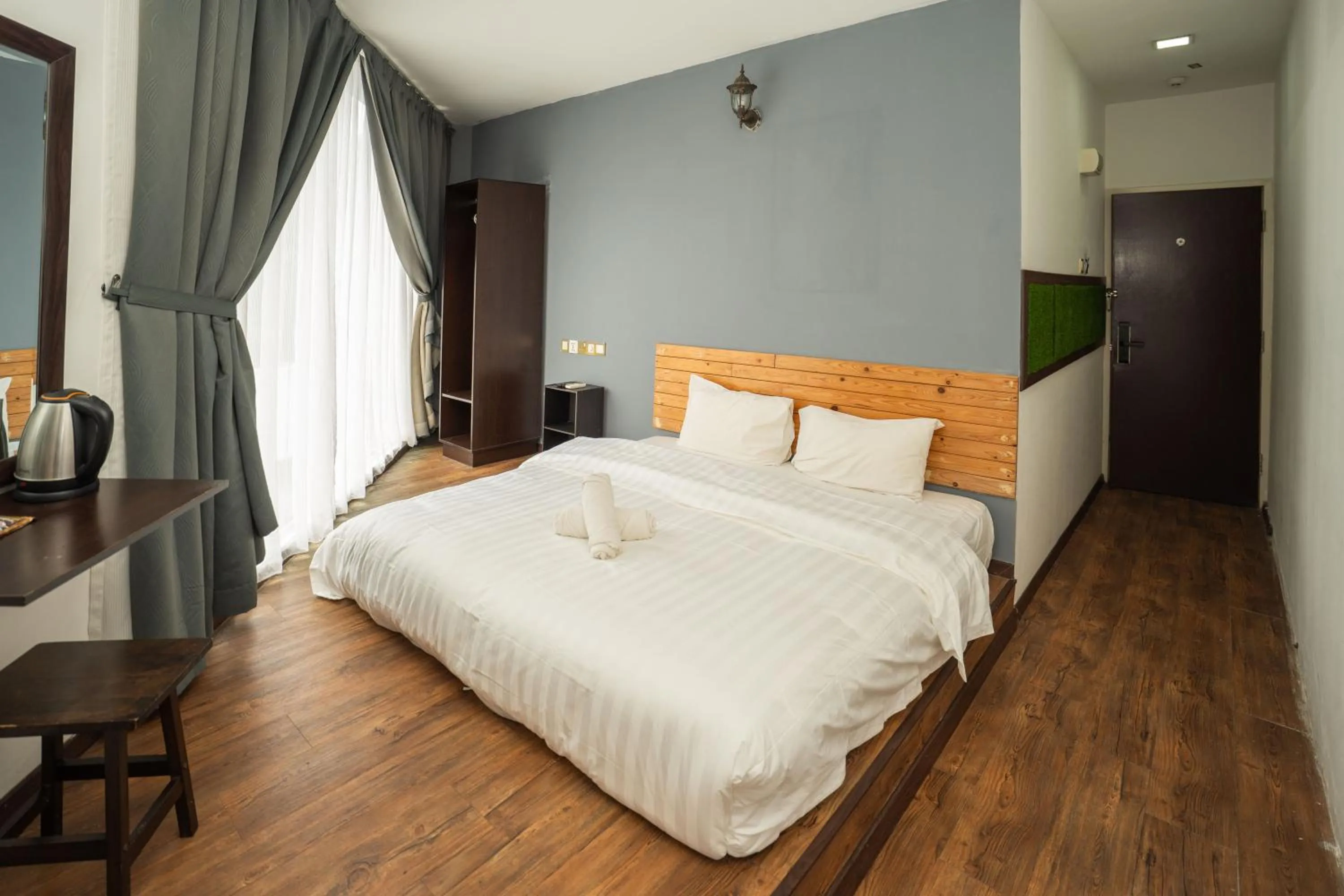 Bedroom, Bed in De Grand Boutique Hotel