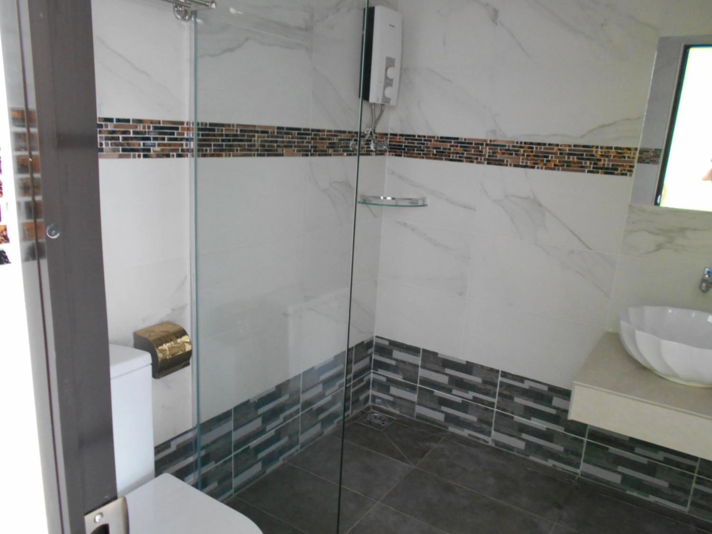 Bathroom in PI Grand Hotel