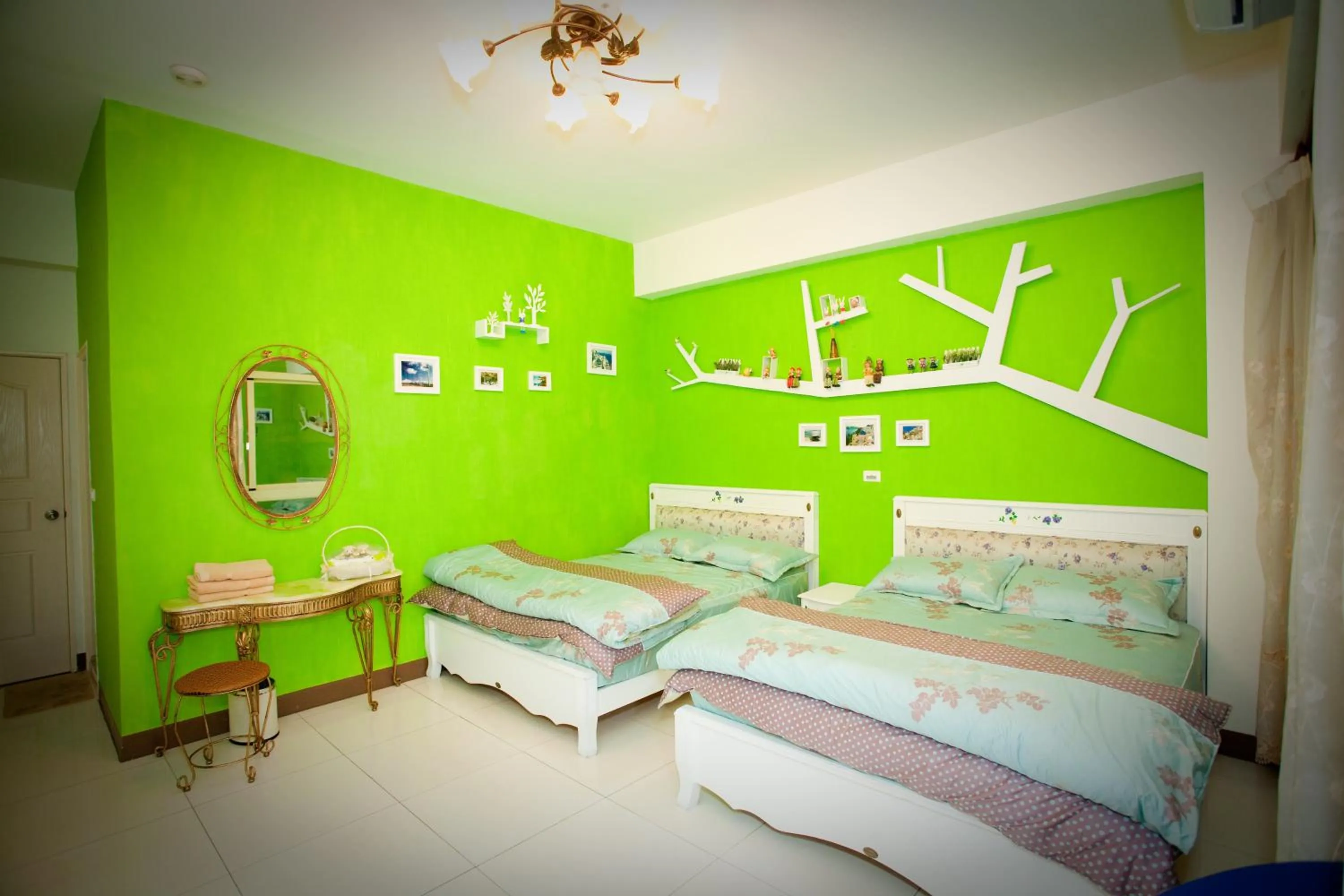 Bed in Sunshine Guest House