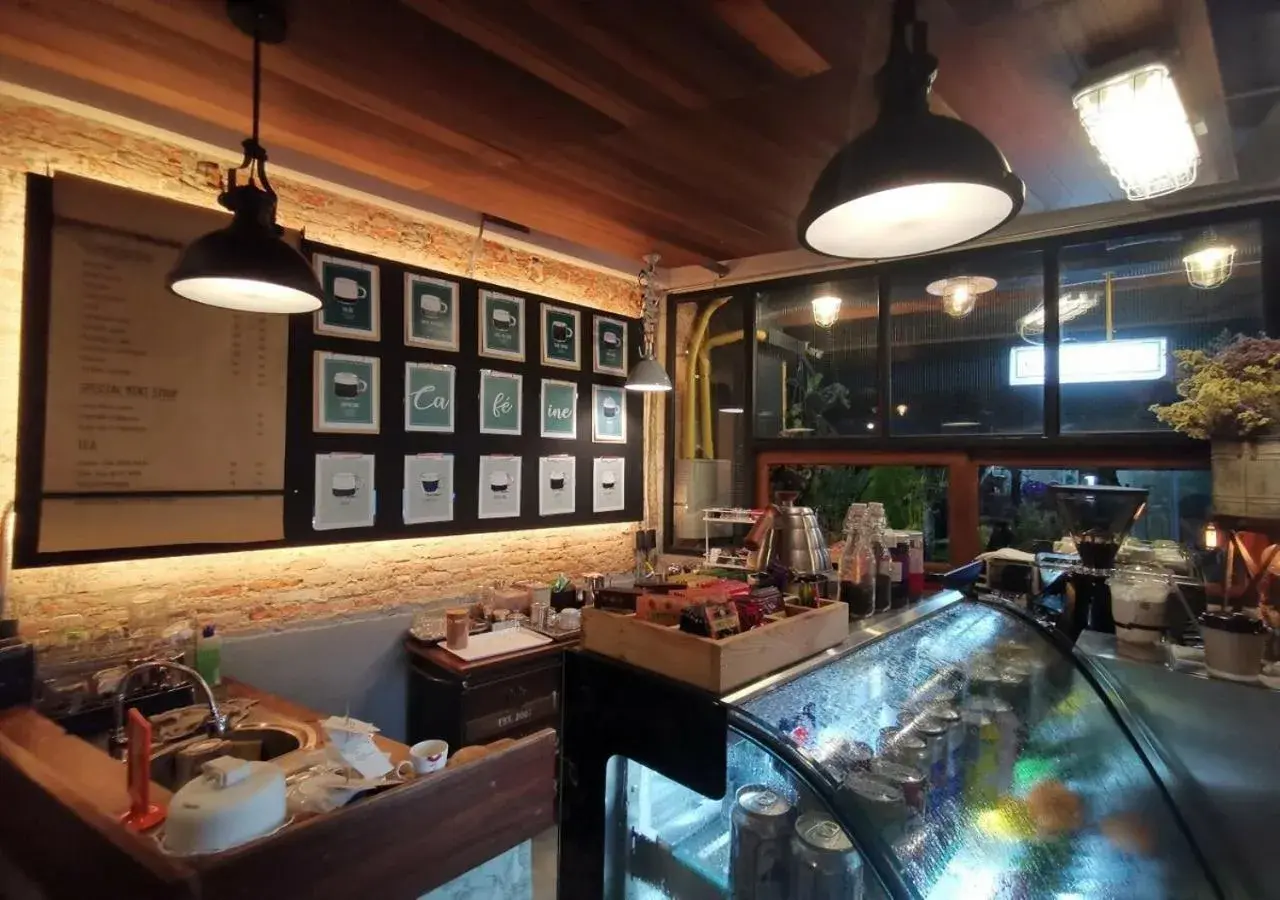 Restaurant/places to eat in Chernchan Hostel Restaurant/places to eat in Chernchan Hostel