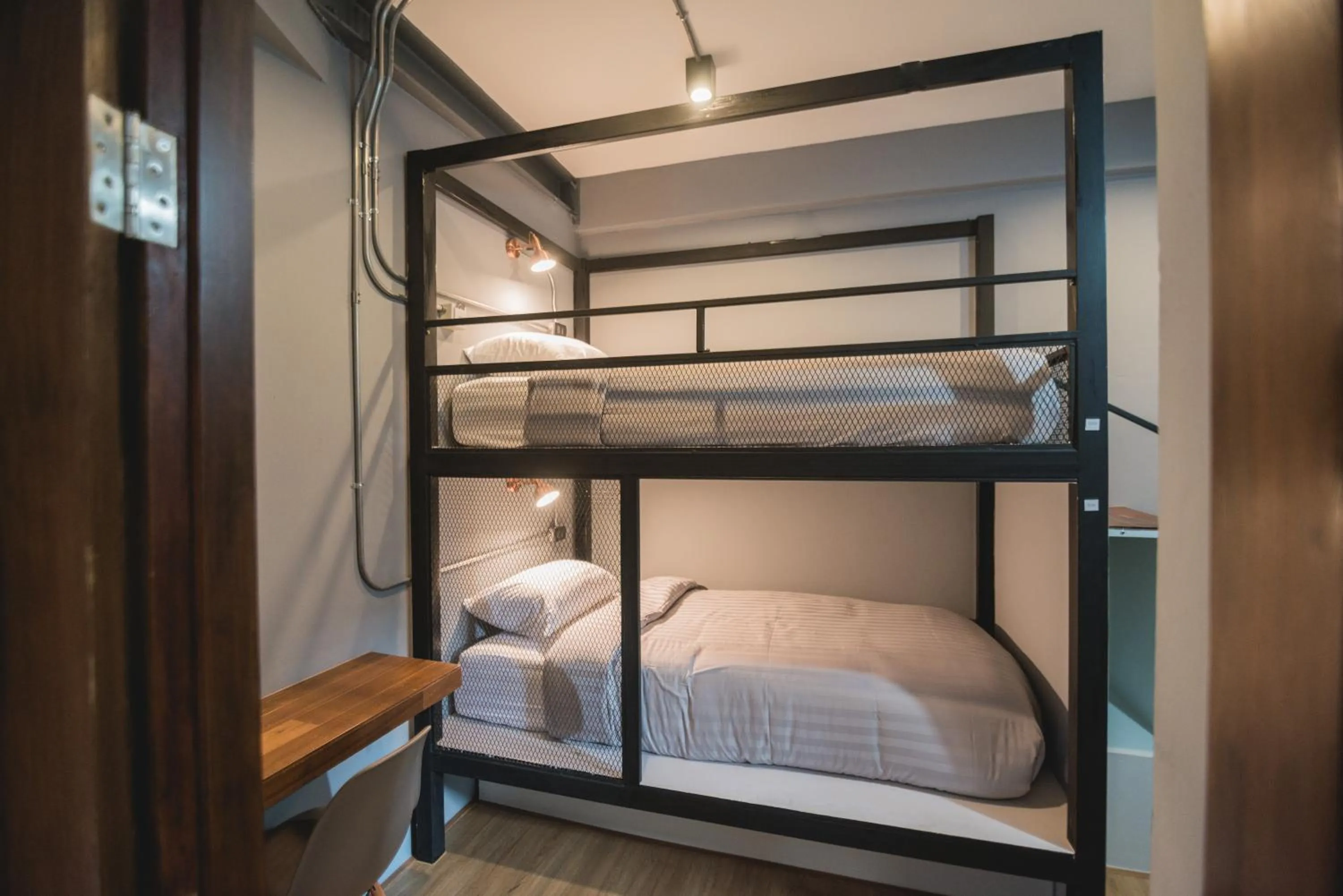 bunk bed, Bed in Chernchan Hostel