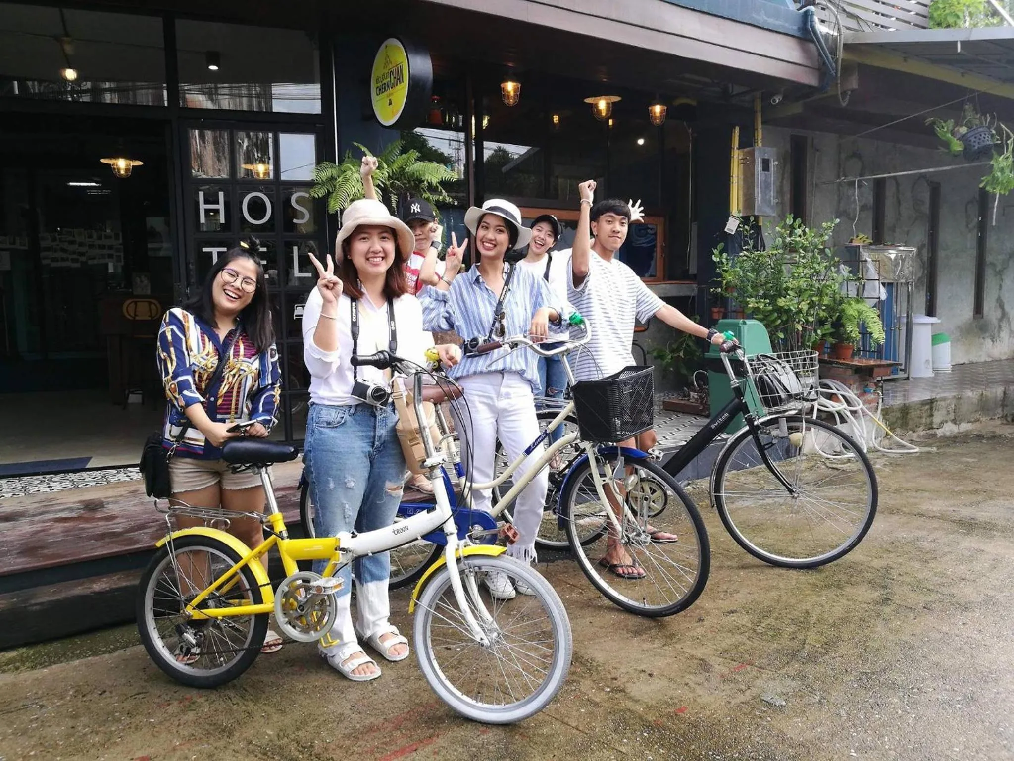group of guests in Chernchan Hostel