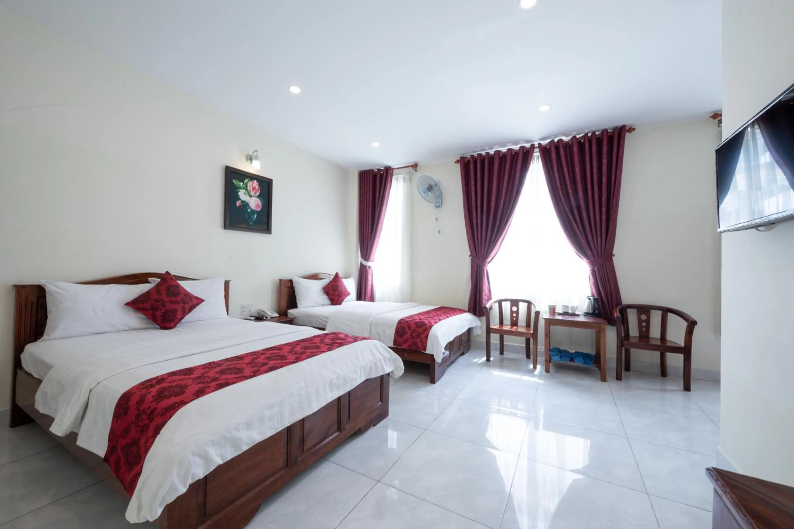 Bed in Minh Hoang Hotel