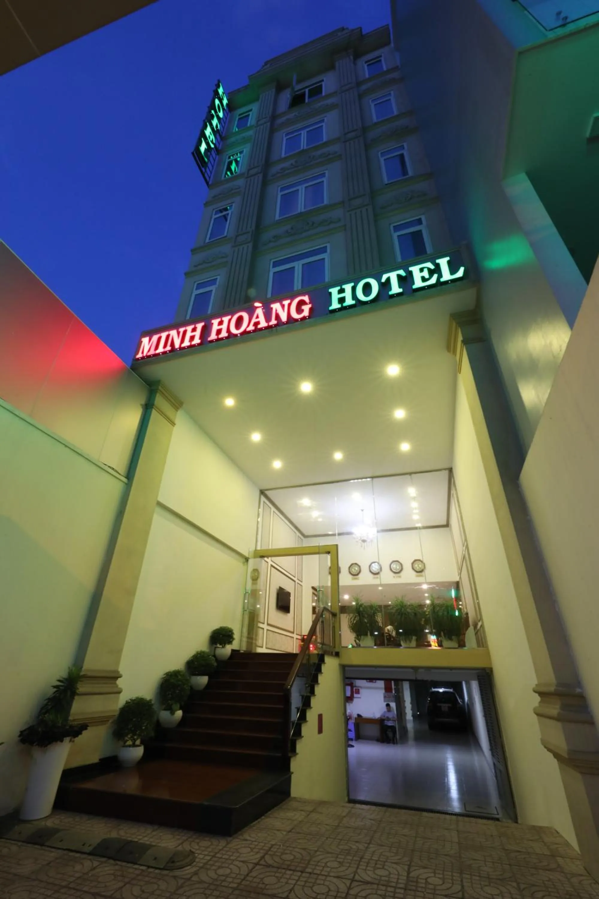 Facade/entrance in Minh Hoang Hotel