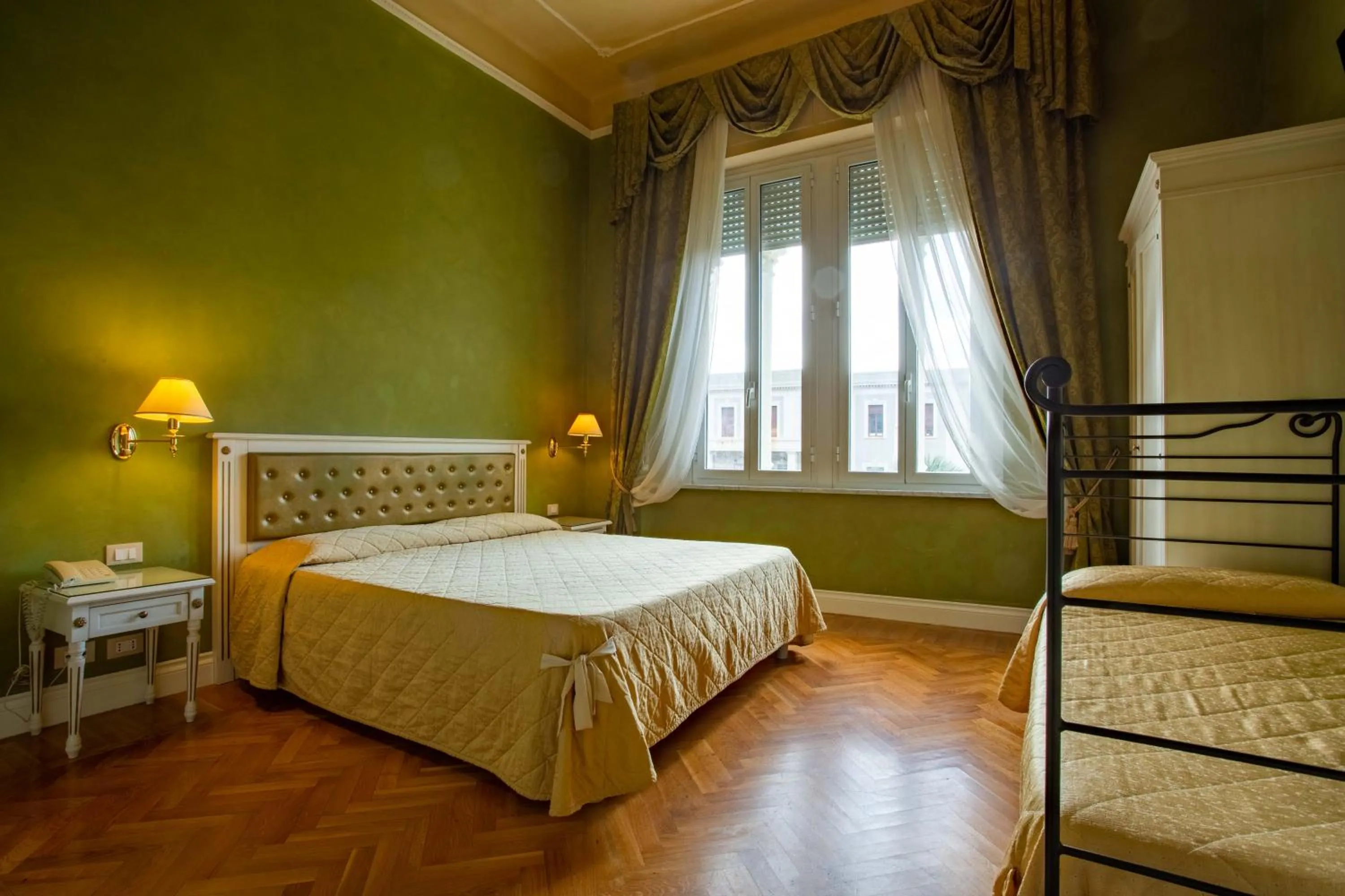 Bed in Hotel Gennarino