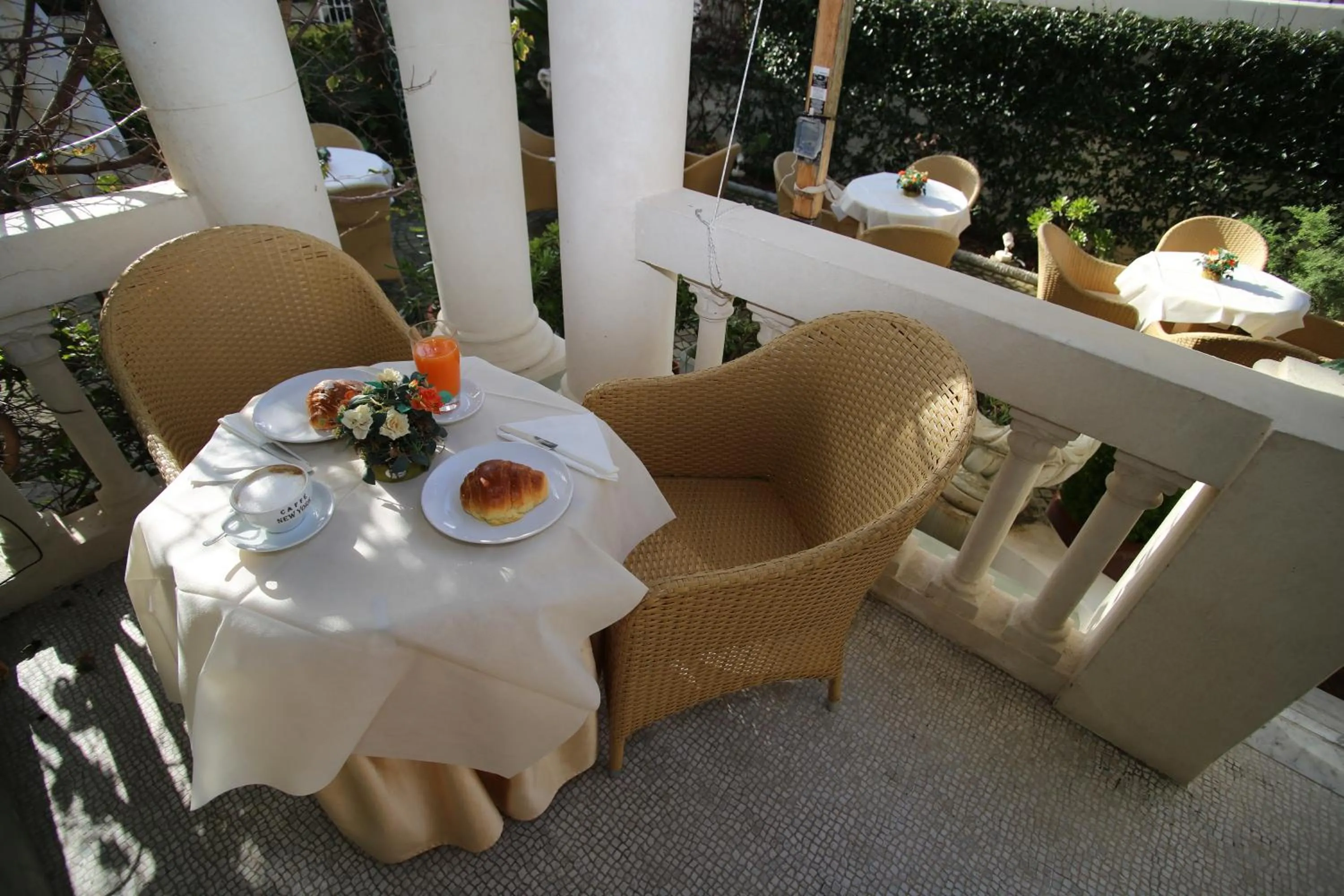 Patio in Hotel Gennarino