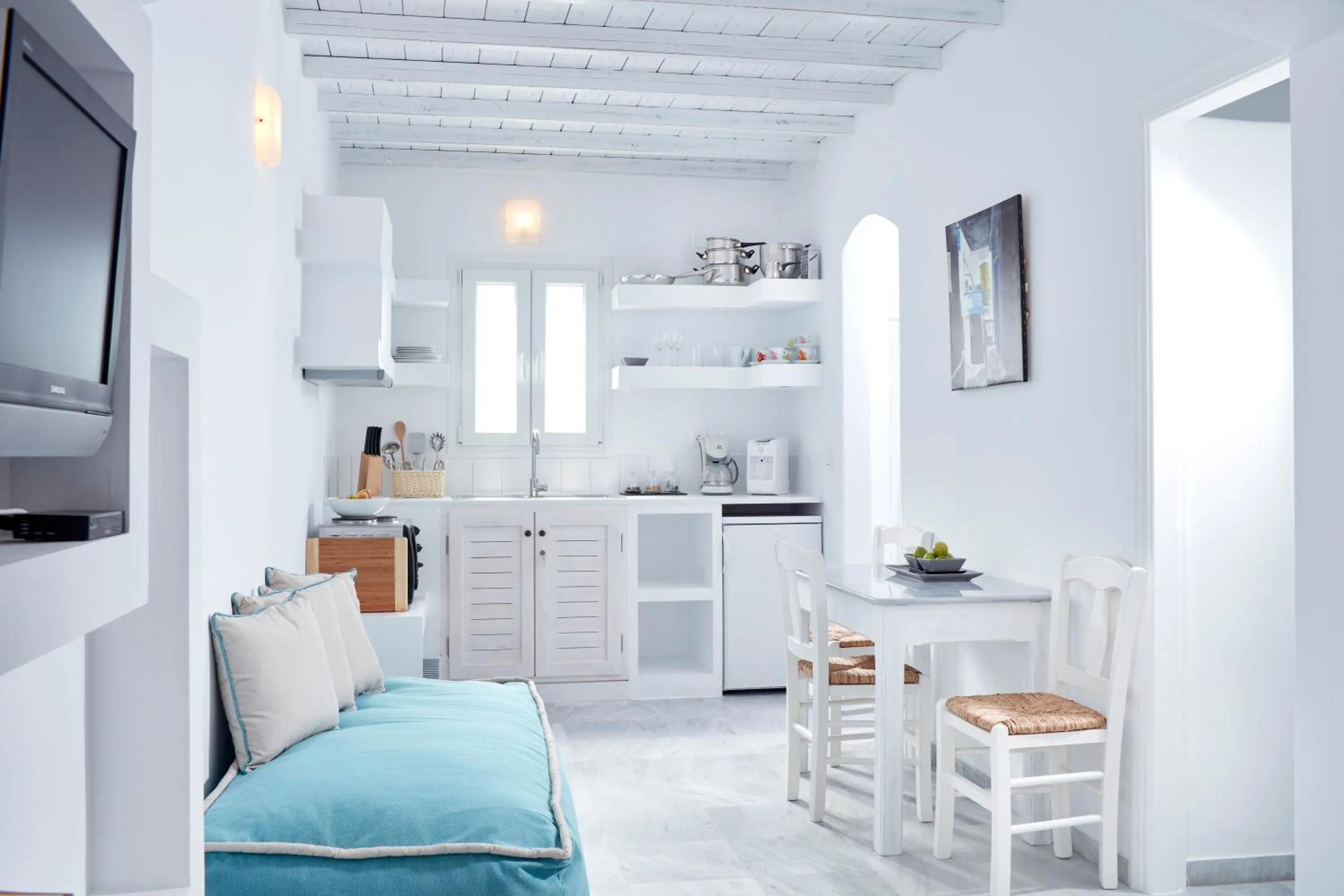 Kitchen or kitchenette in Mykonos Town Suites