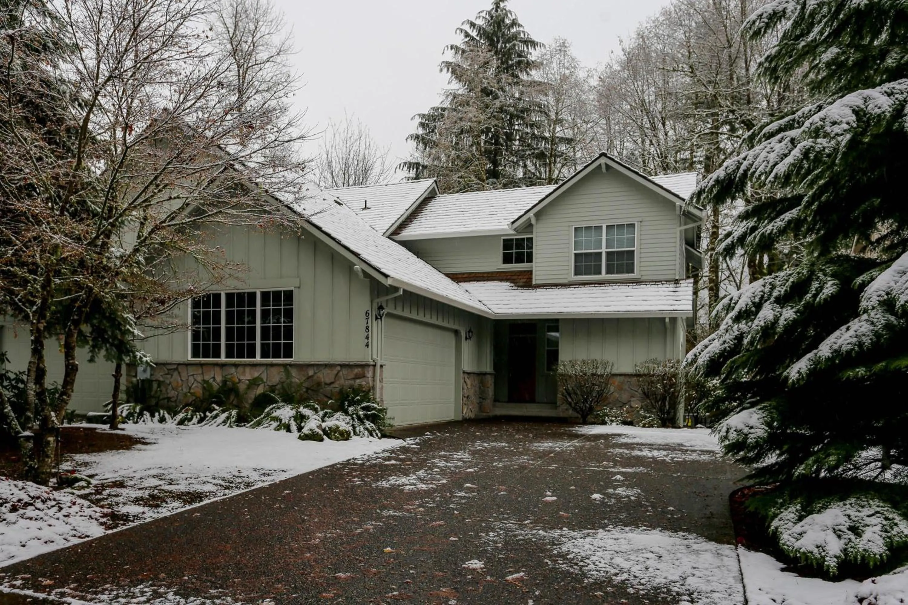 Facade/entrance in Golfer's Villa at the Resort on the Mountain