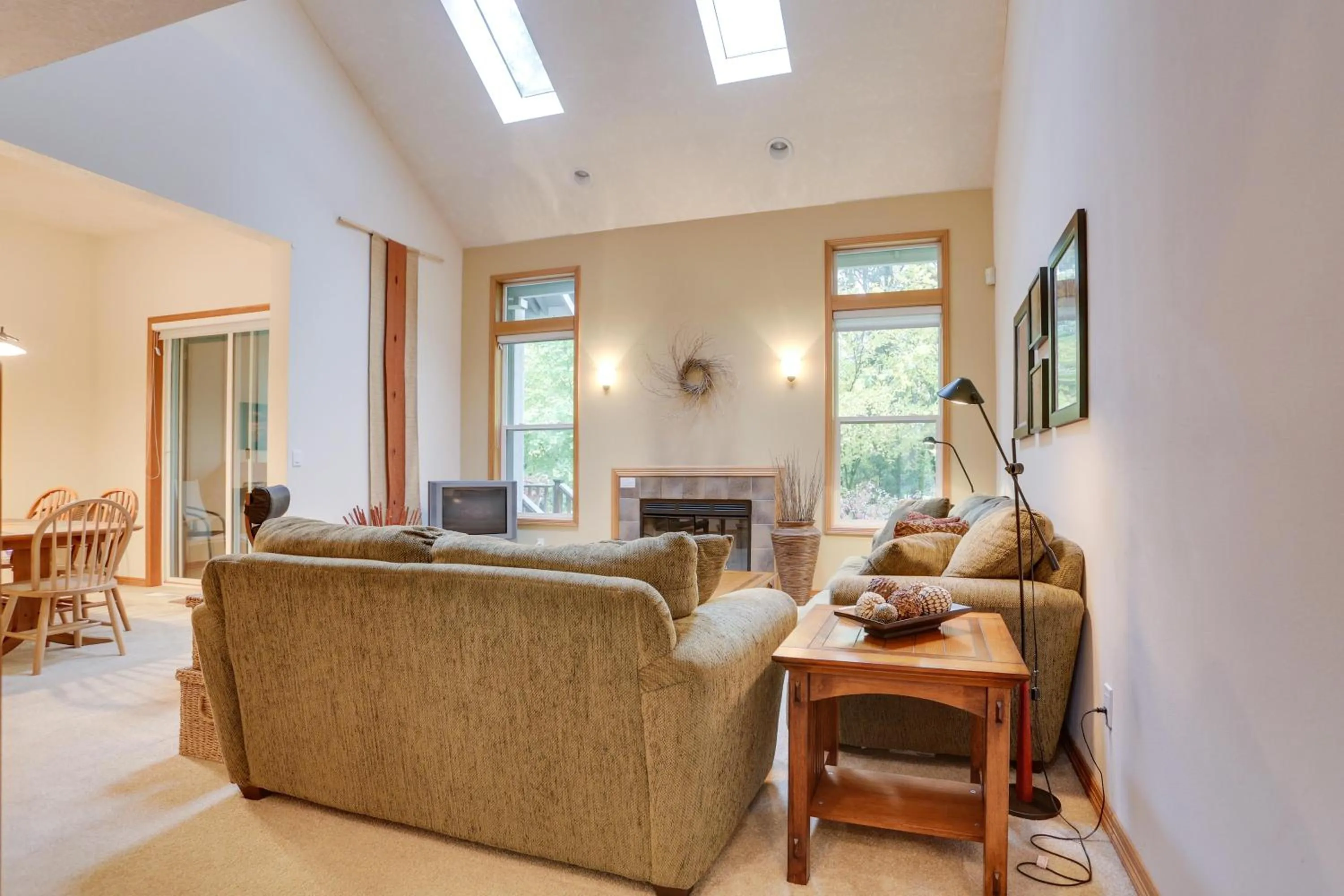 Seating area in Golfer's Villa at the Resort on the Mountain
