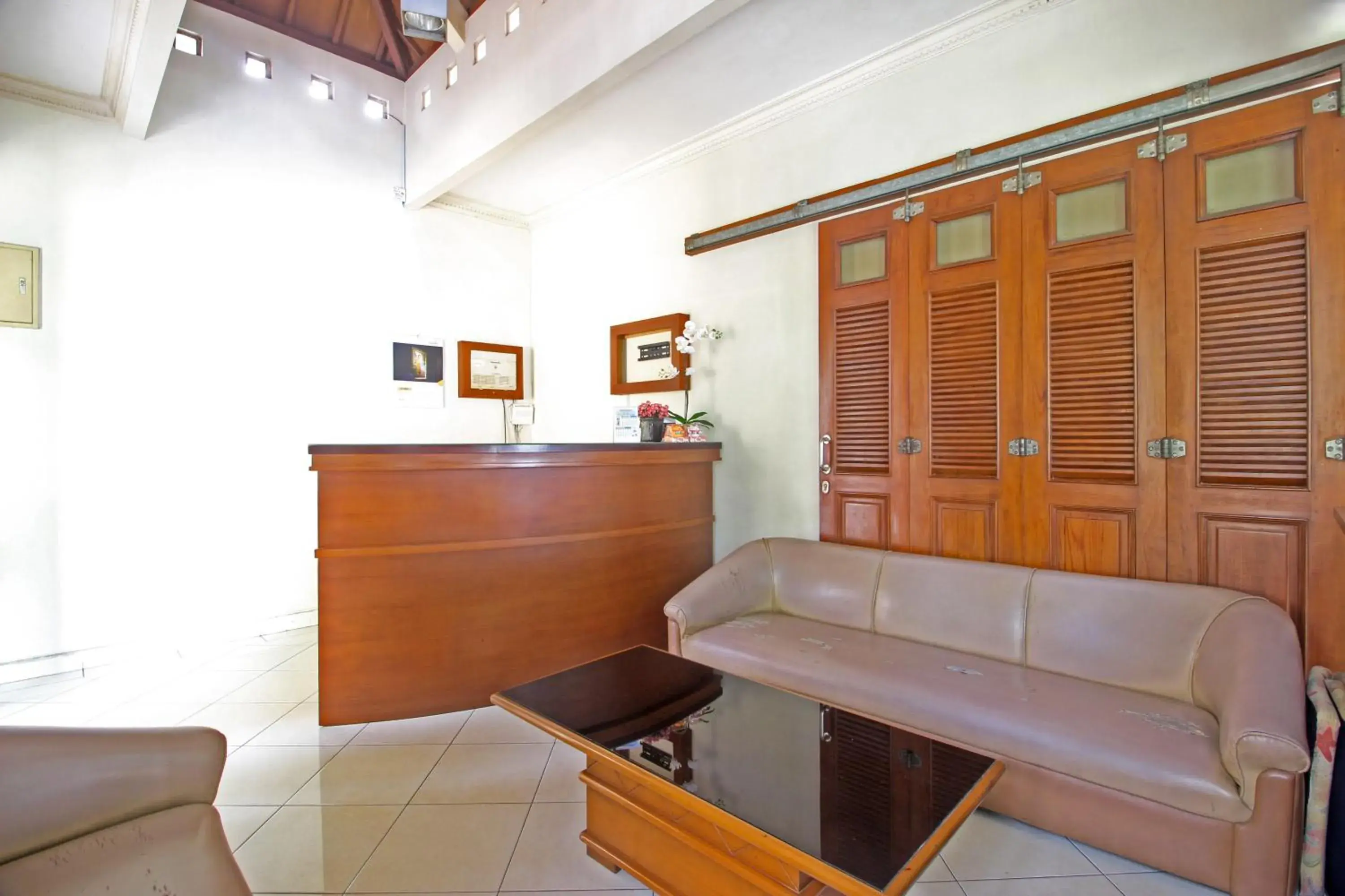 Lobby or reception in RedDoorz plus @ Tegal Panggung Lobby or reception in RedDoorz plus @ Tegal Panggung