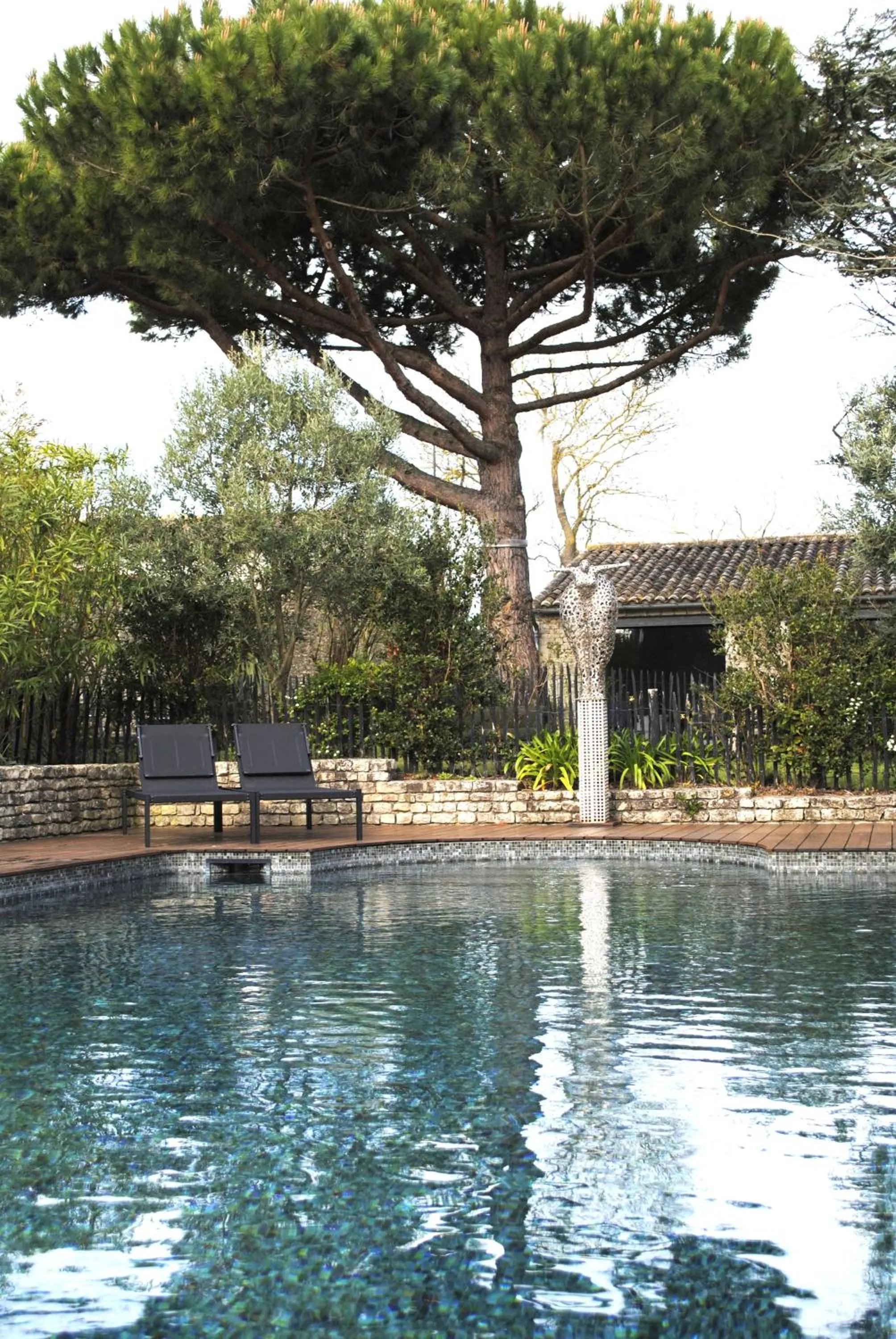 Swimming pool in Le Clos Saint-Martin Hôtel & Spa