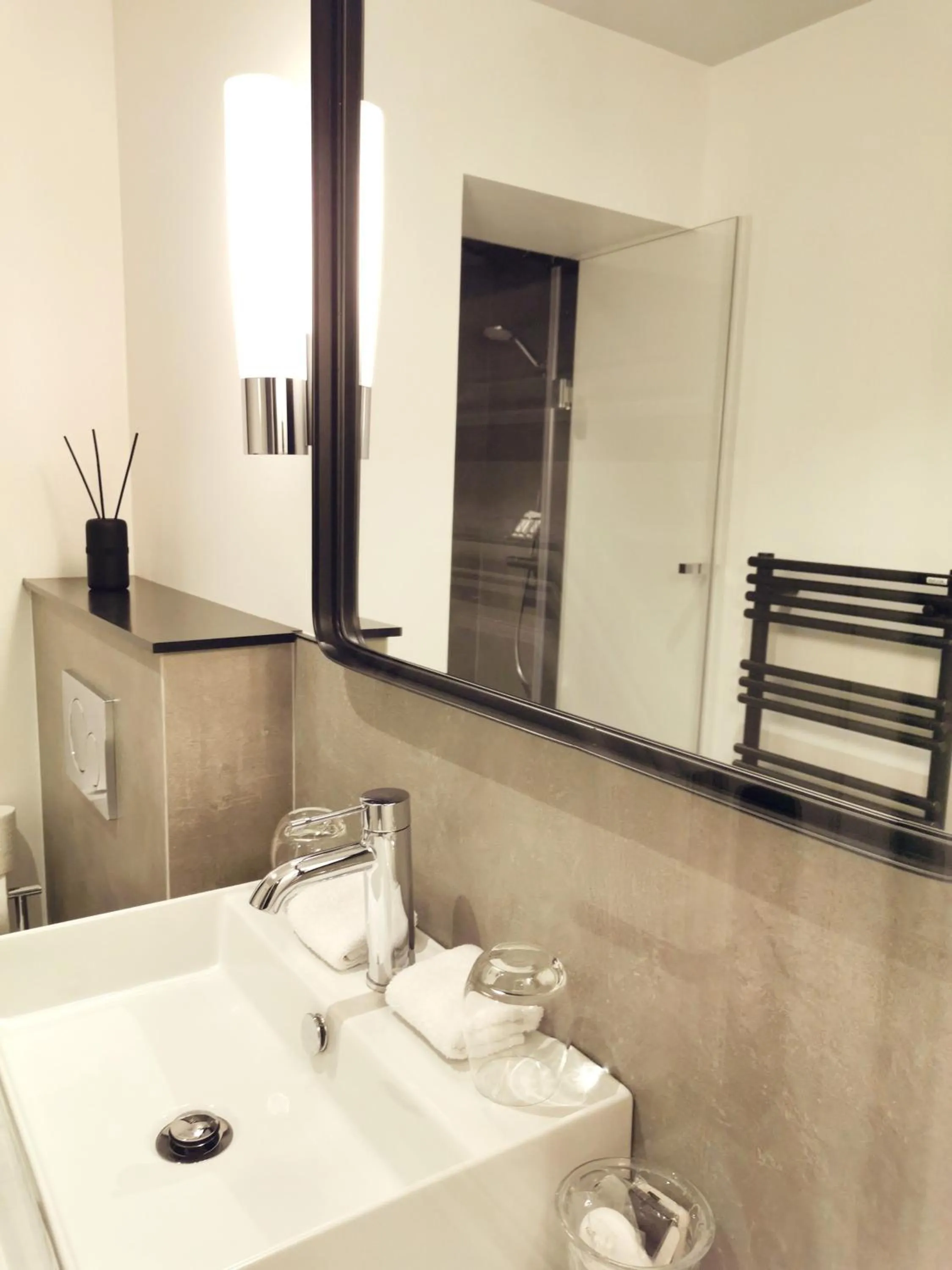 Bathroom in Le Clos Saint-Martin Hôtel & Spa