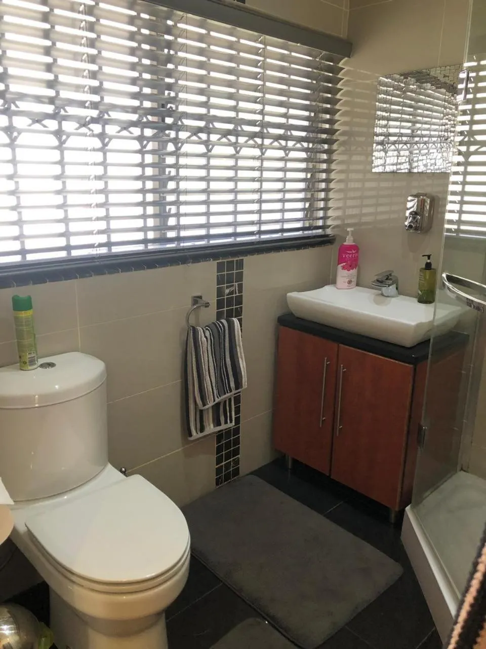 Bathroom in Luxury Upmarket Guesthouse 20 on 4th
