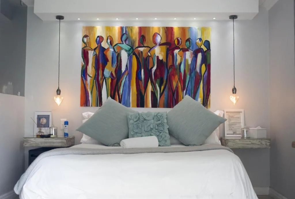Bed in Luxury Upmarket Guesthouse 20 on 4th