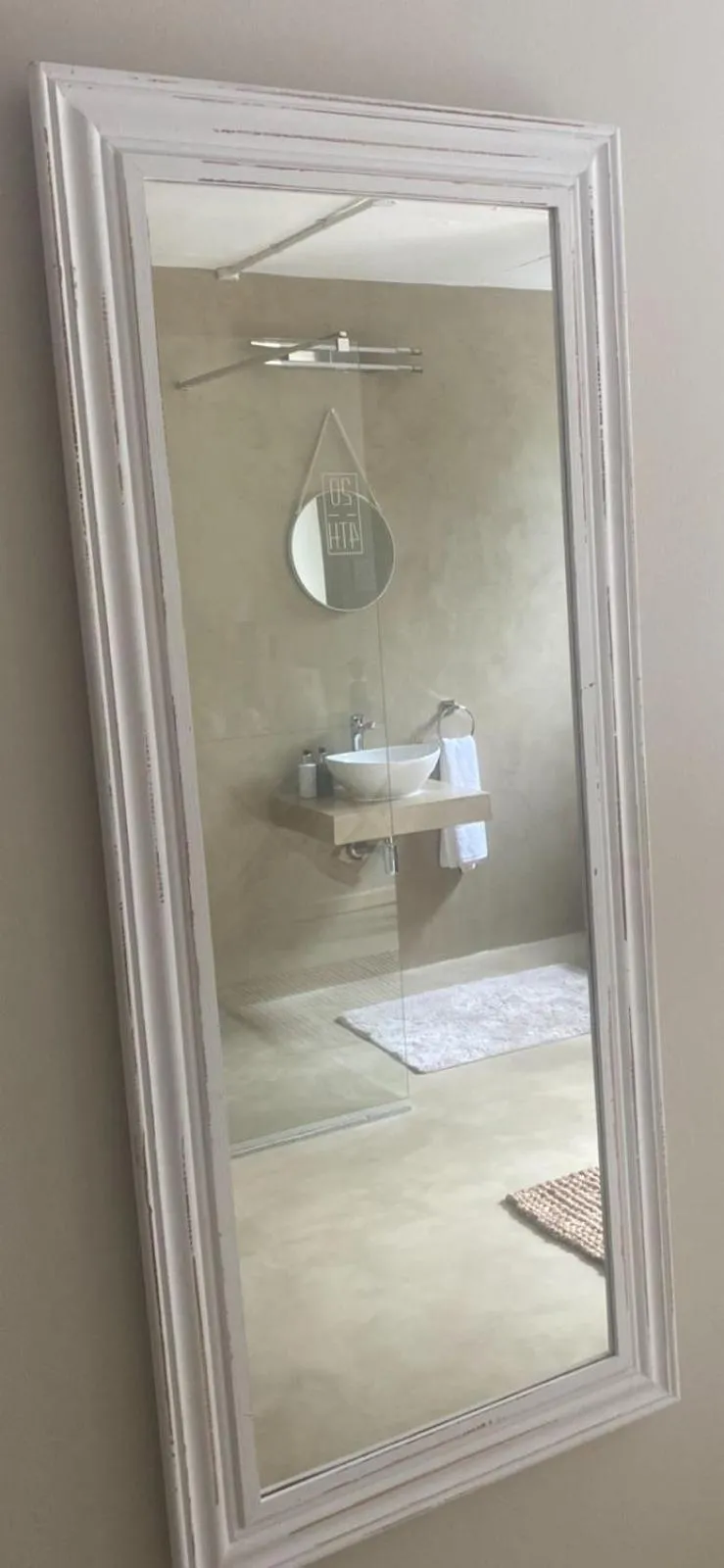 Bathroom in Luxury Upmarket Guesthouse 20 on 4th