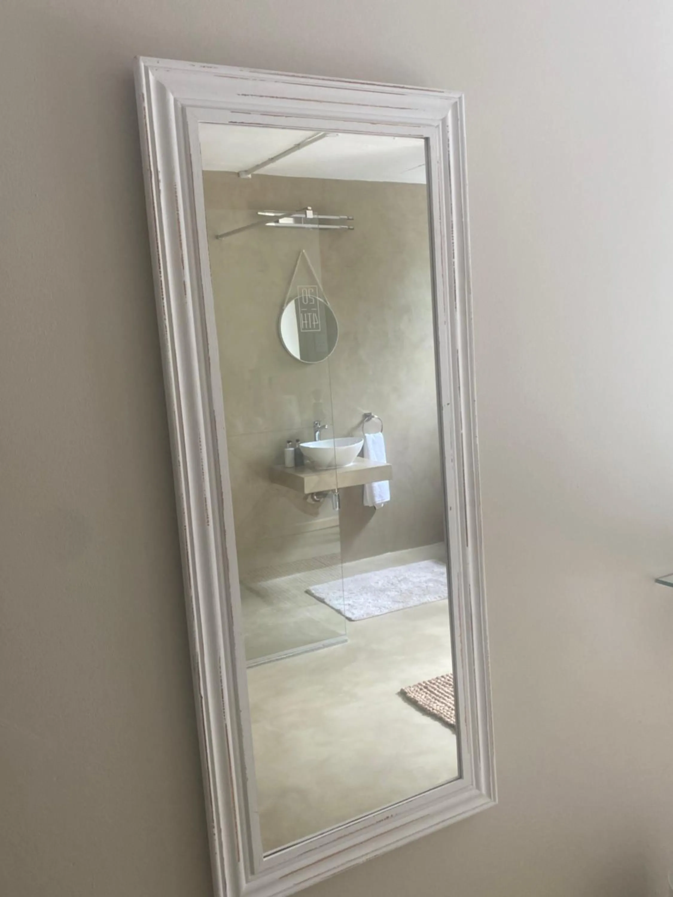 Bathroom in Luxury Upmarket Guesthouse 20 on 4th