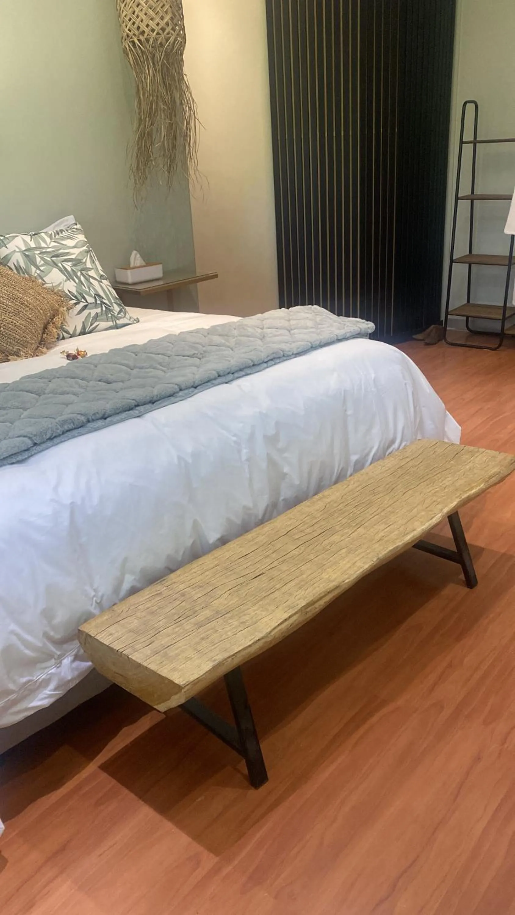 Bed in Luxury Upmarket Guesthouse 20 on 4th