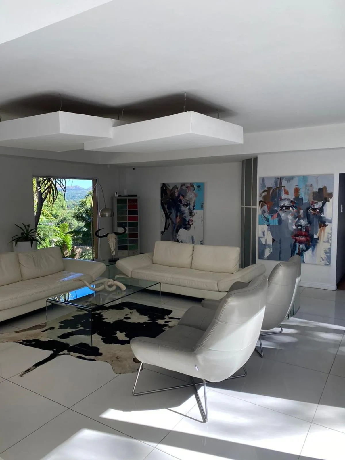 Living room in Luxury Upmarket Guesthouse 20 on 4th