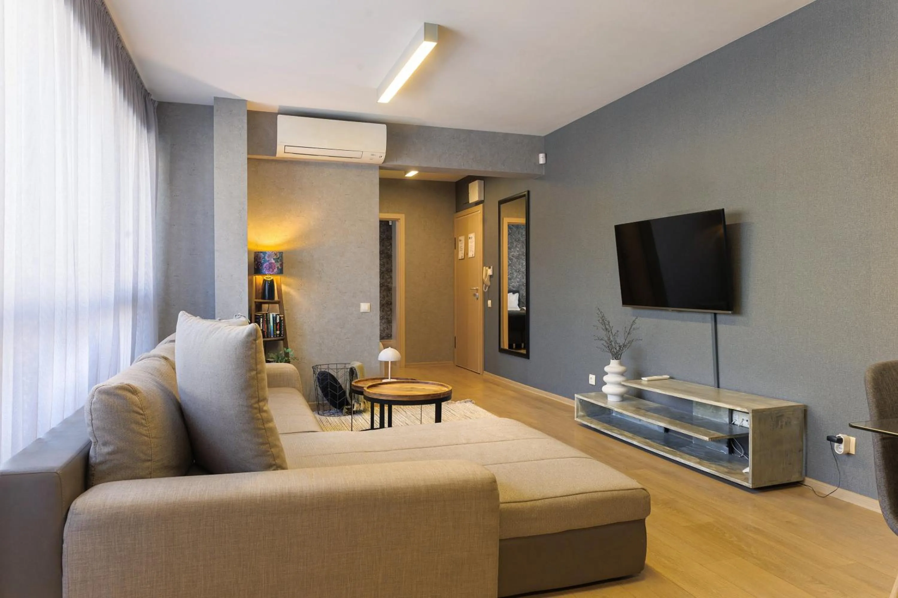 Living room in City Center Apartments with Parking