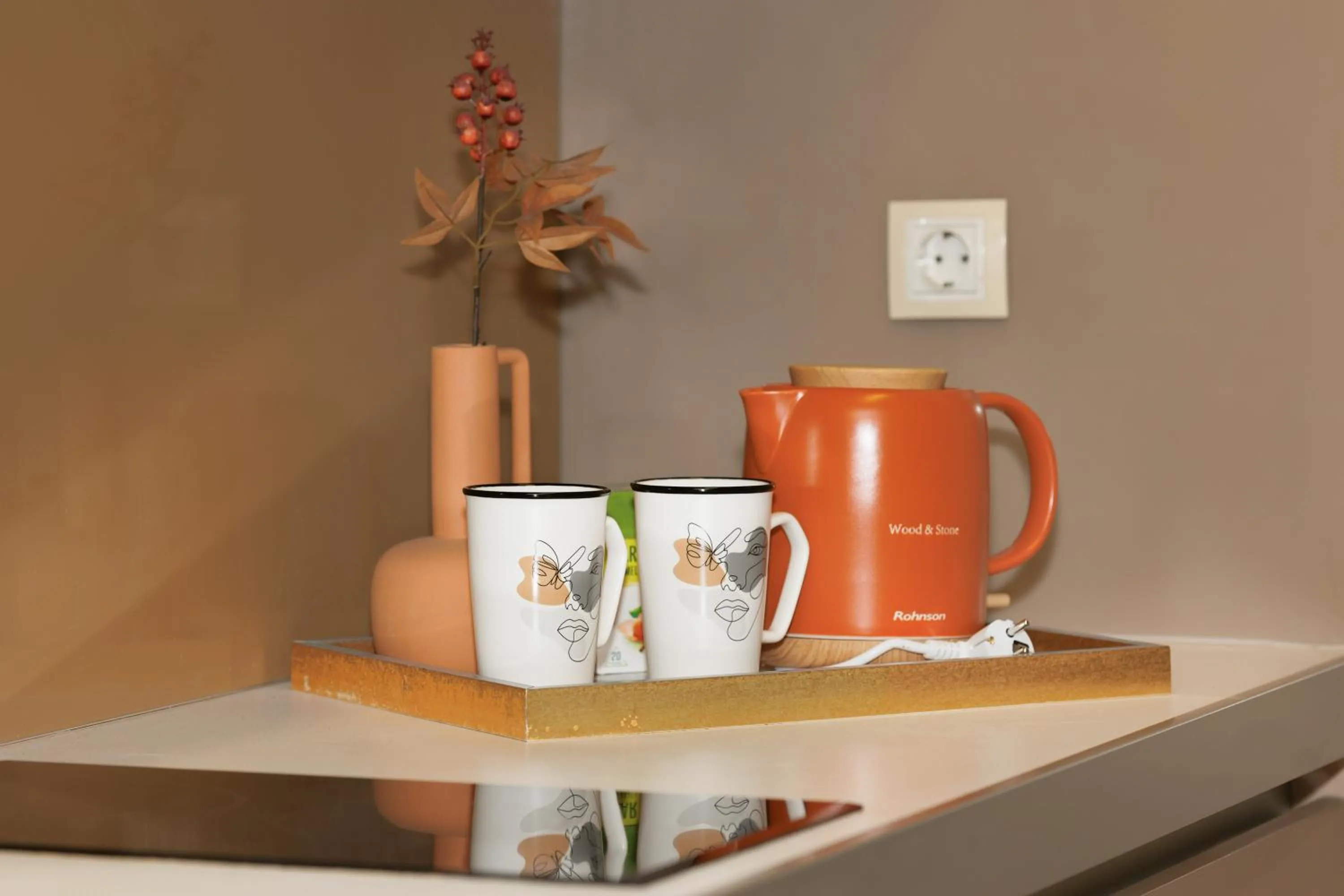 Coffee/tea facilities in City Center Apartments with Parking