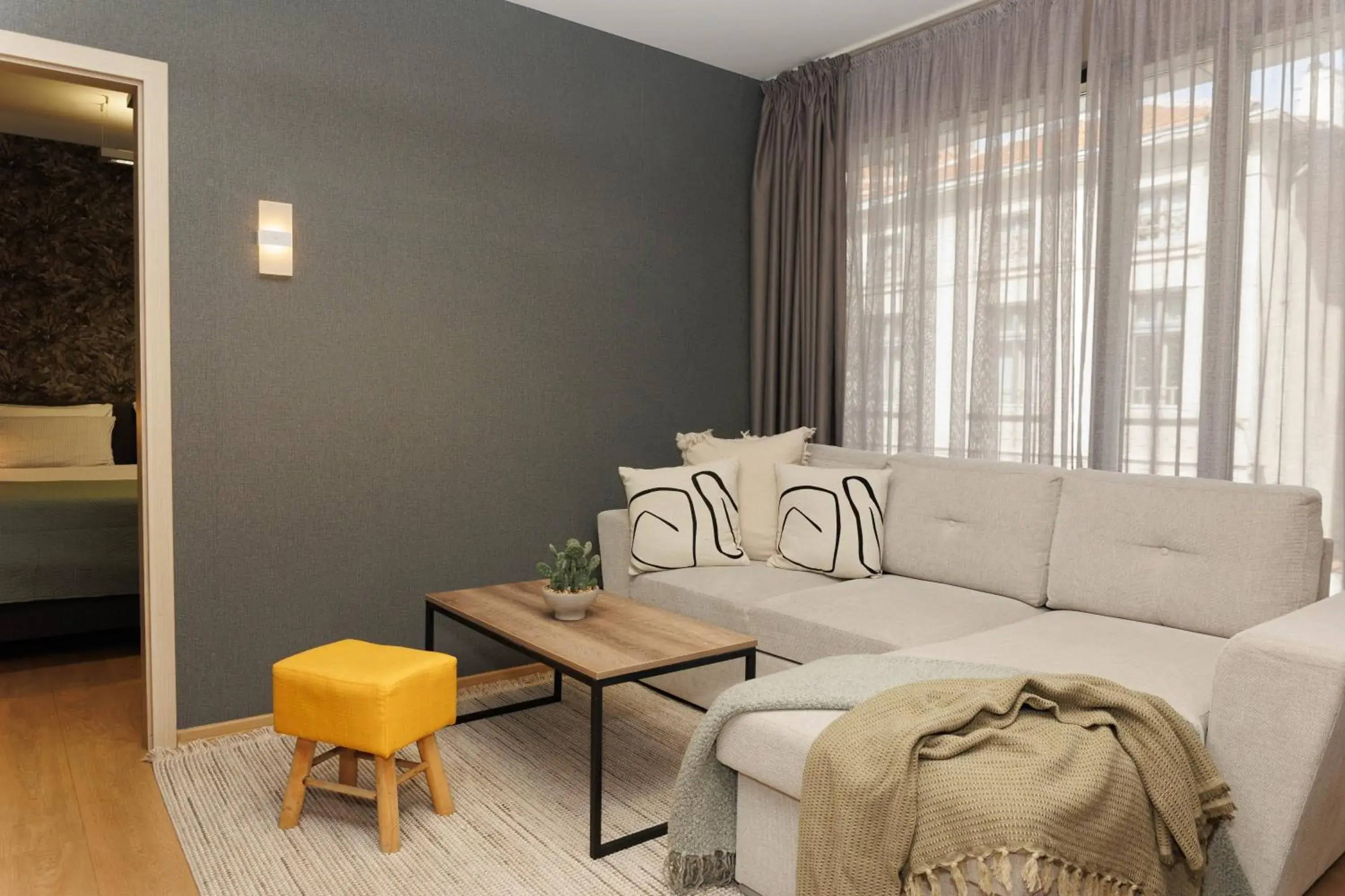 Studio Apartment in City Center Apartments with Parking Studio Apartment in City Center Apartments with Parking