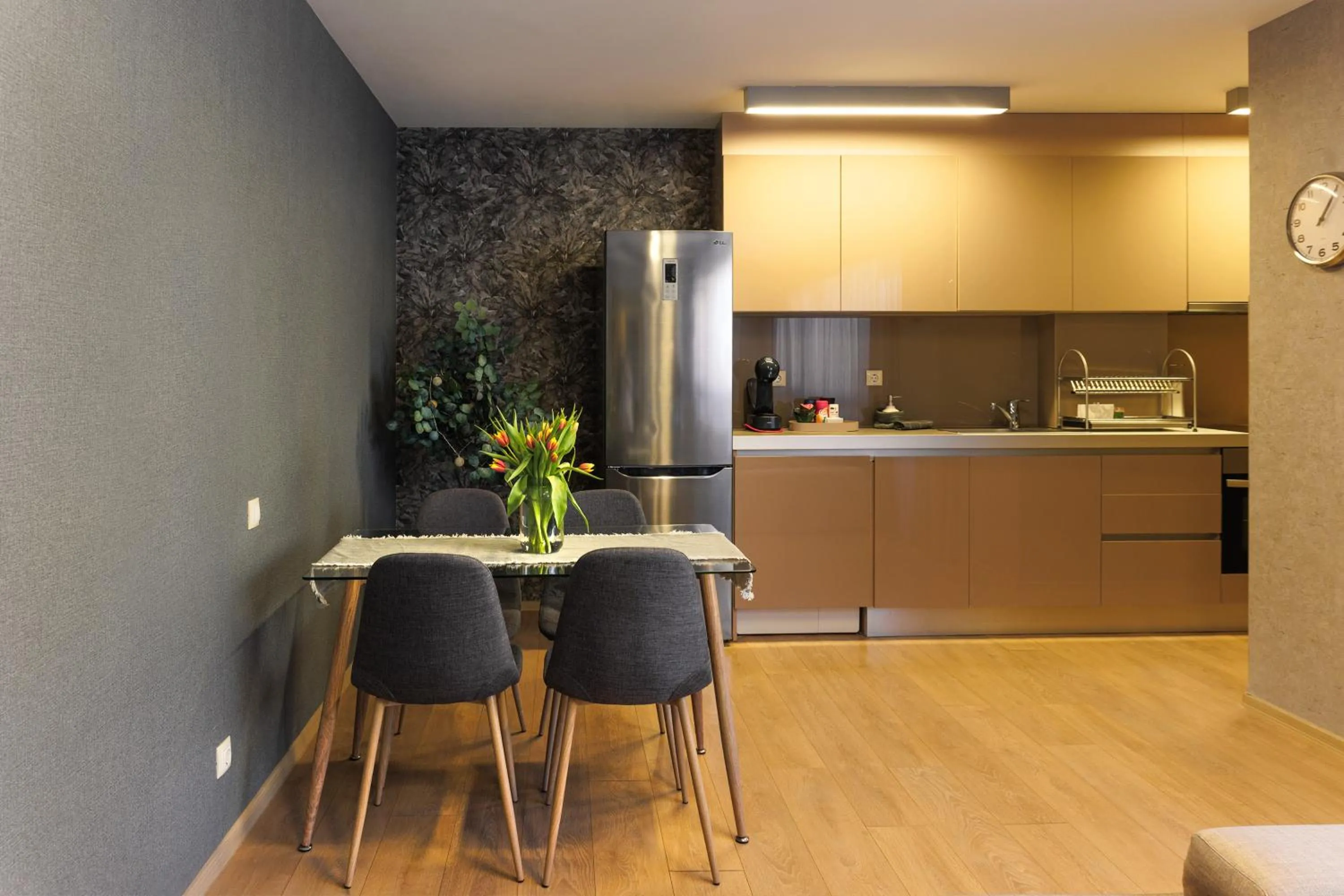 kitchen in City Center Apartments with Parking