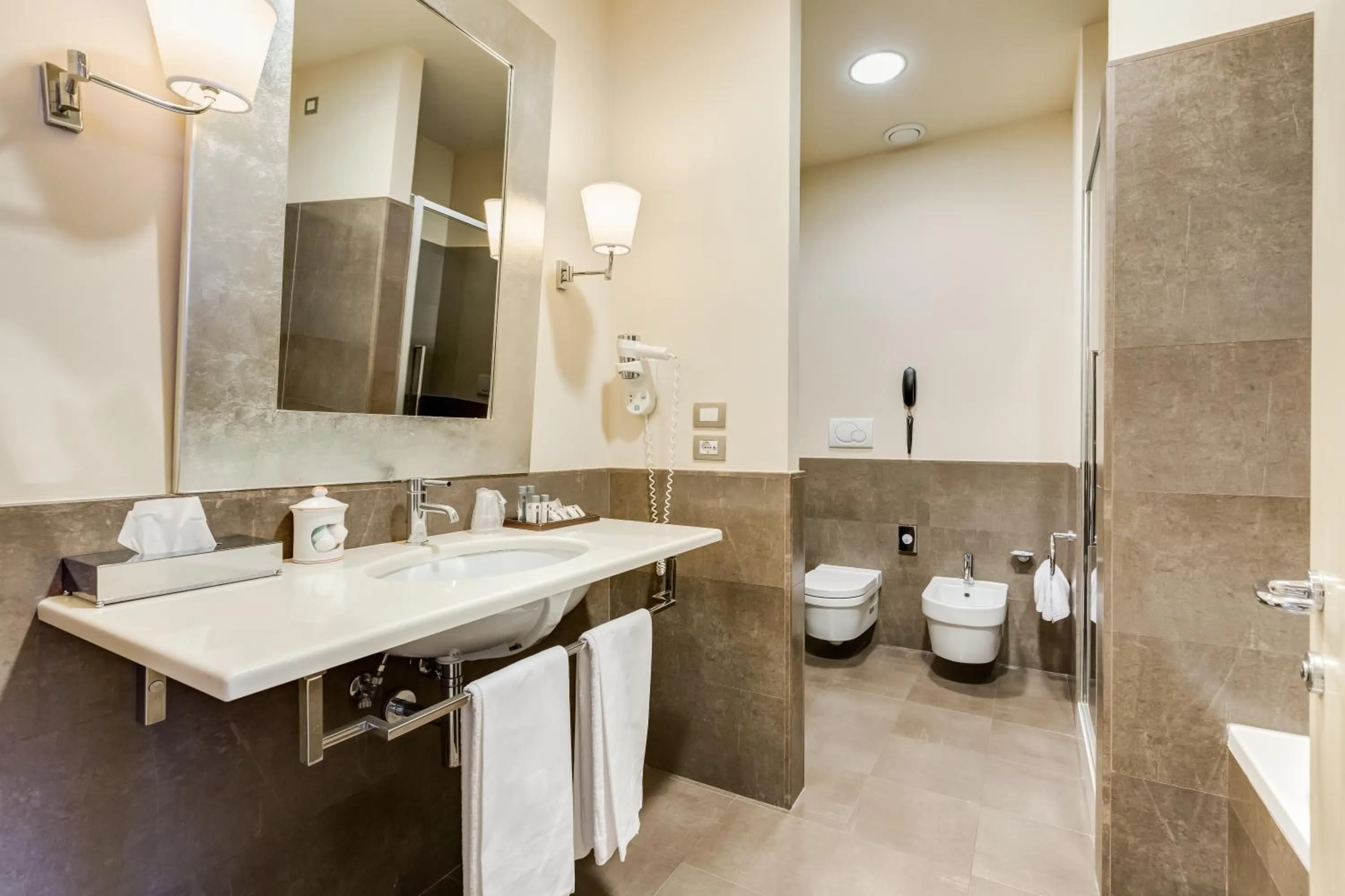 Bathroom in Villa Maria Hotel & SPA