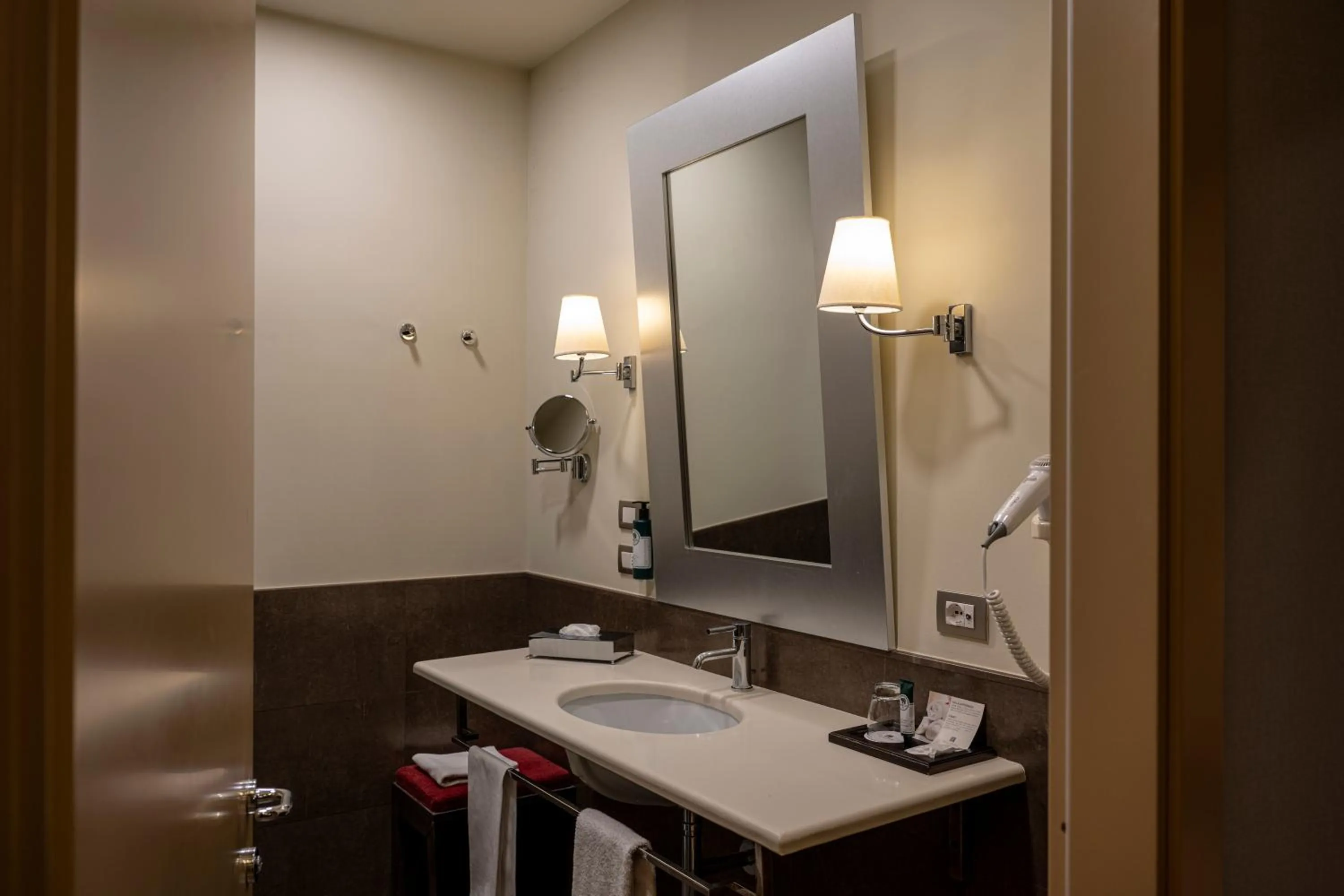 Bathroom in Villa Maria Hotel & SPA