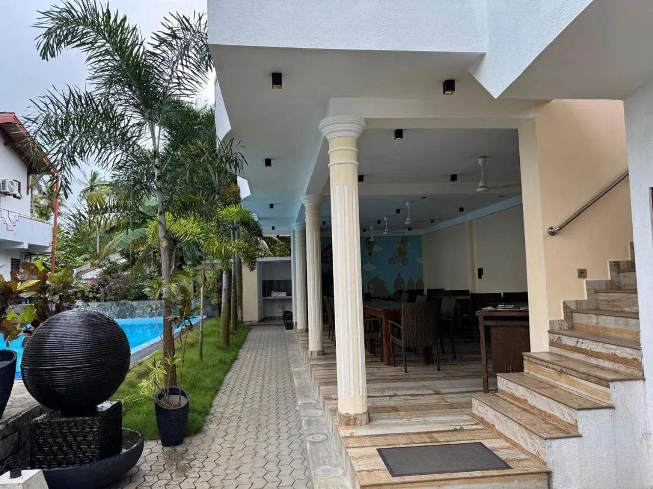 Property building in White Elephant Villa & Restaurant