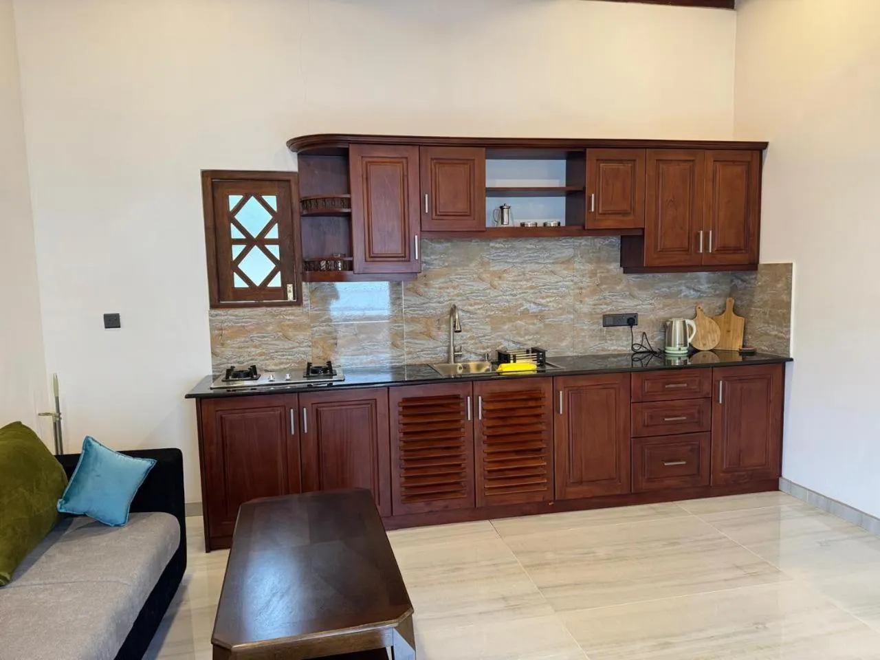 Kitchen or kitchenette in White Elephant Villa & Restaurant