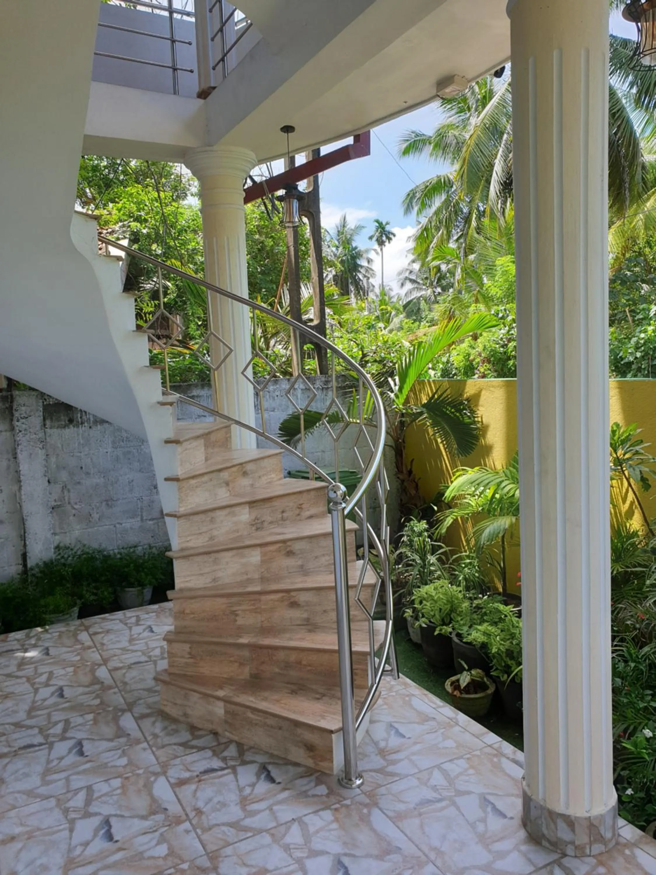 Property building in White Elephant Villa & Restaurant