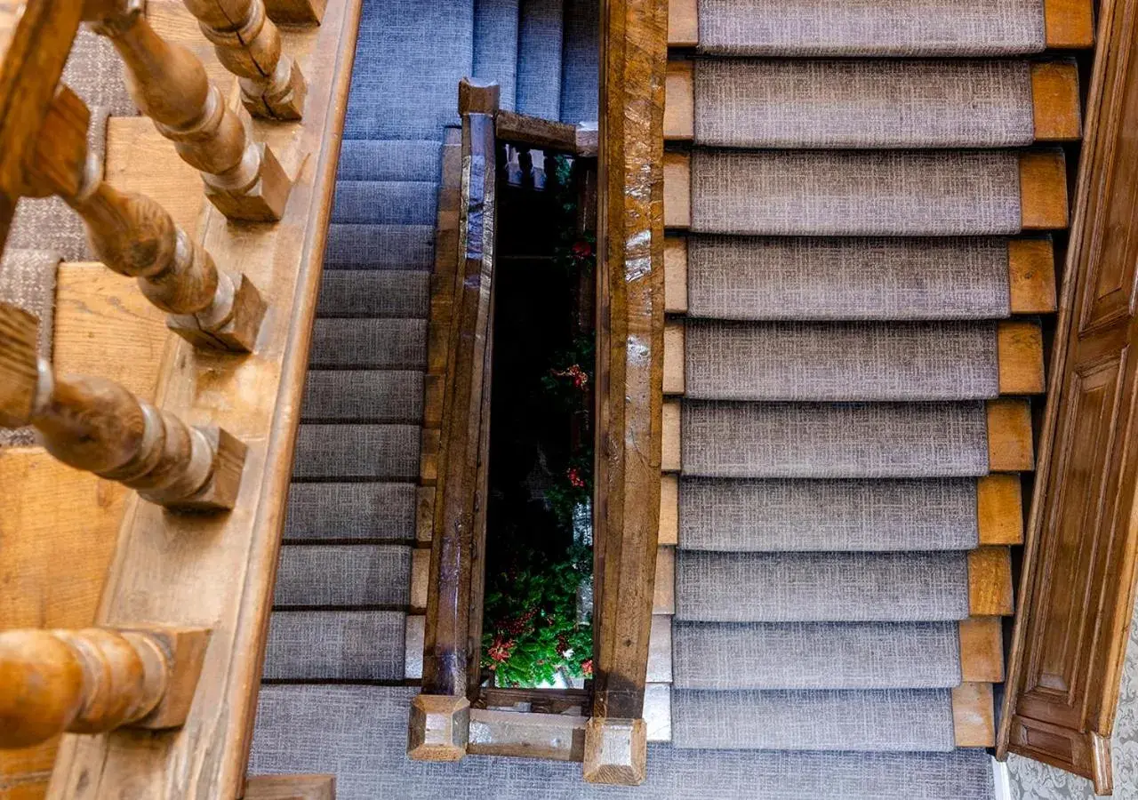 Facade/entrance in Dukes Head Hotel Kings Lynn Facade/entrance in Dukes Head Hotel Kings Lynn