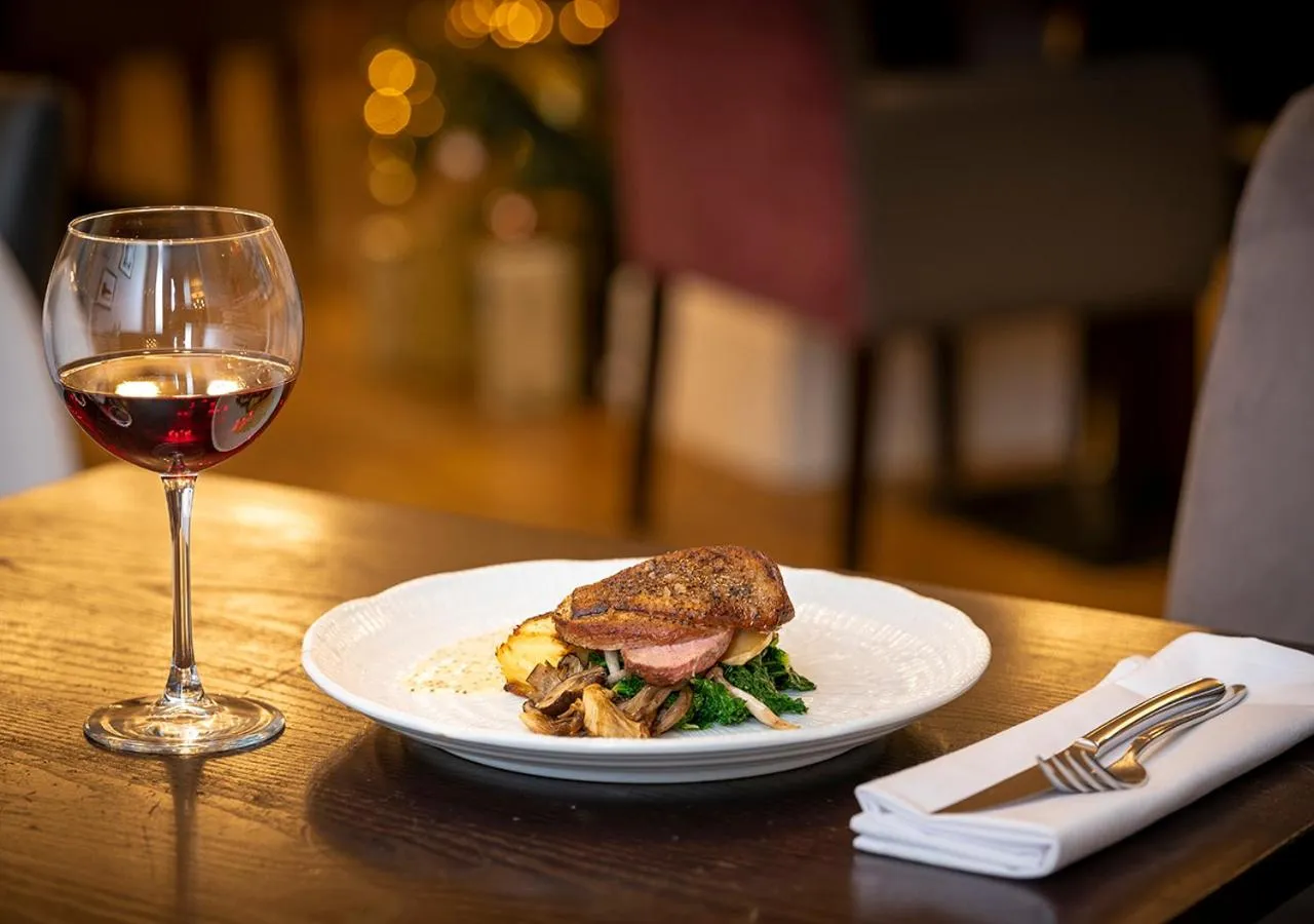 Food and drinks in Dukes Head Hotel Kings Lynn