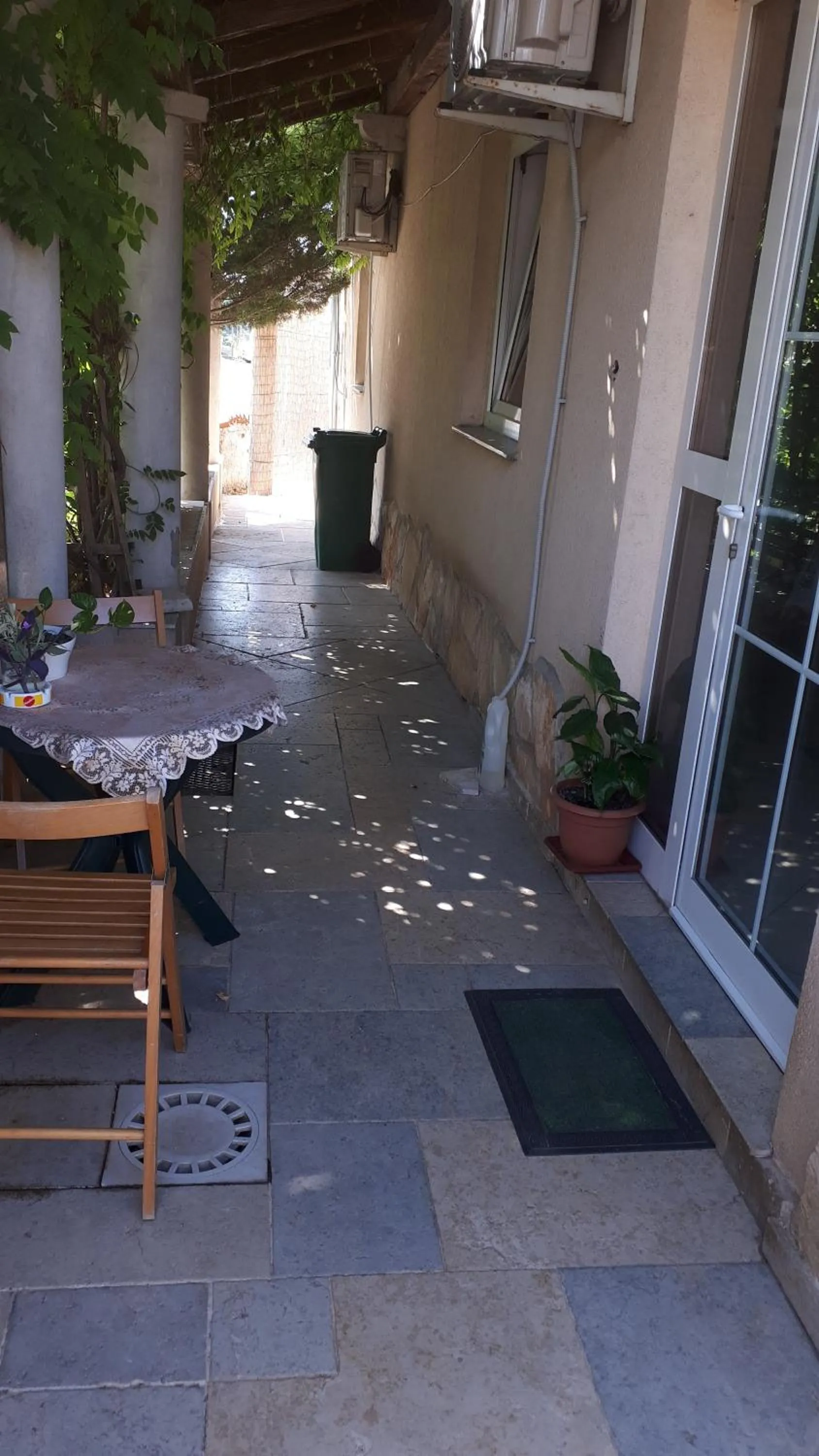 Apartments Pula with private parking Self Check In