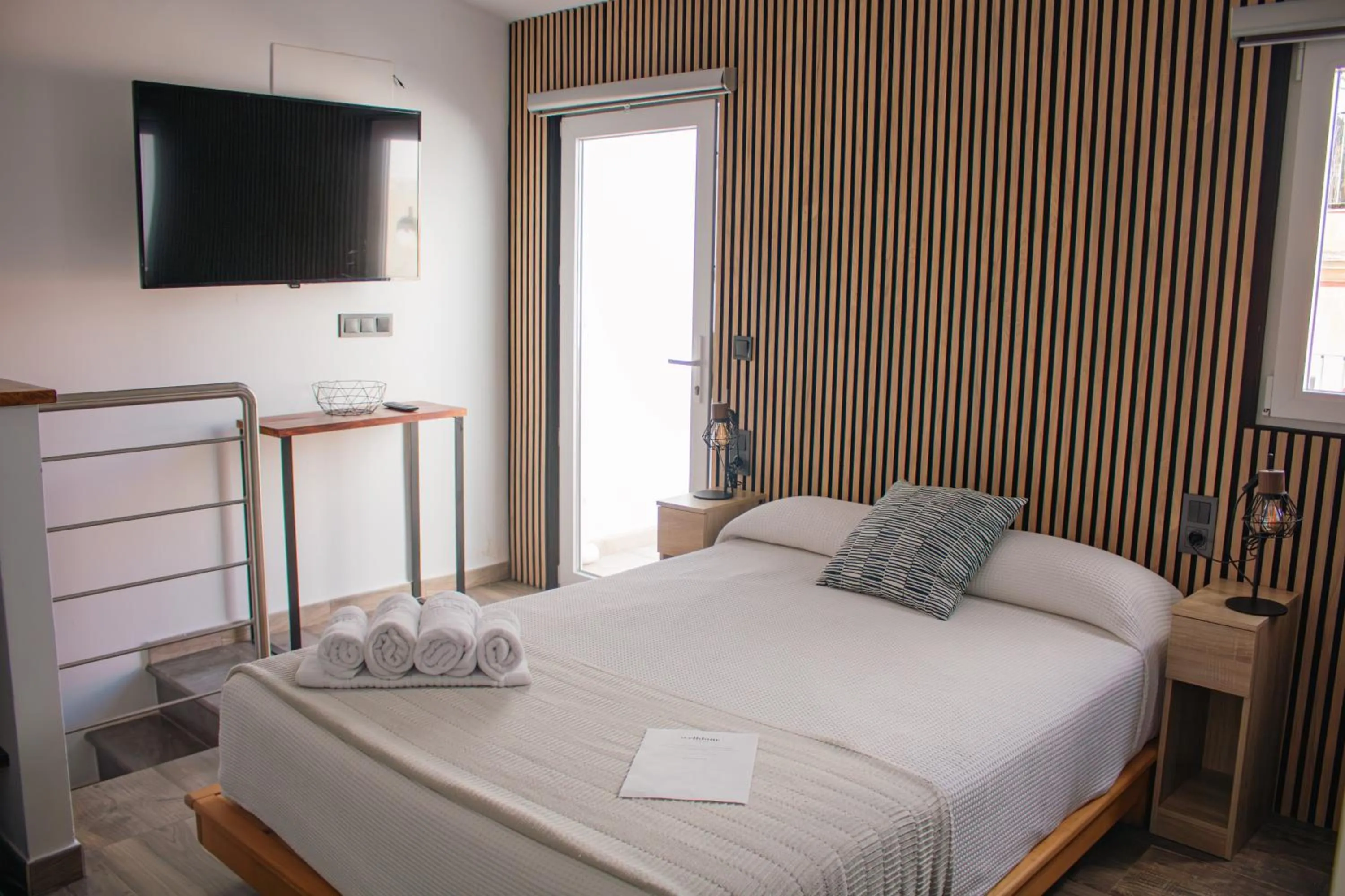 Bedroom, Bed in Welldone Cathedral