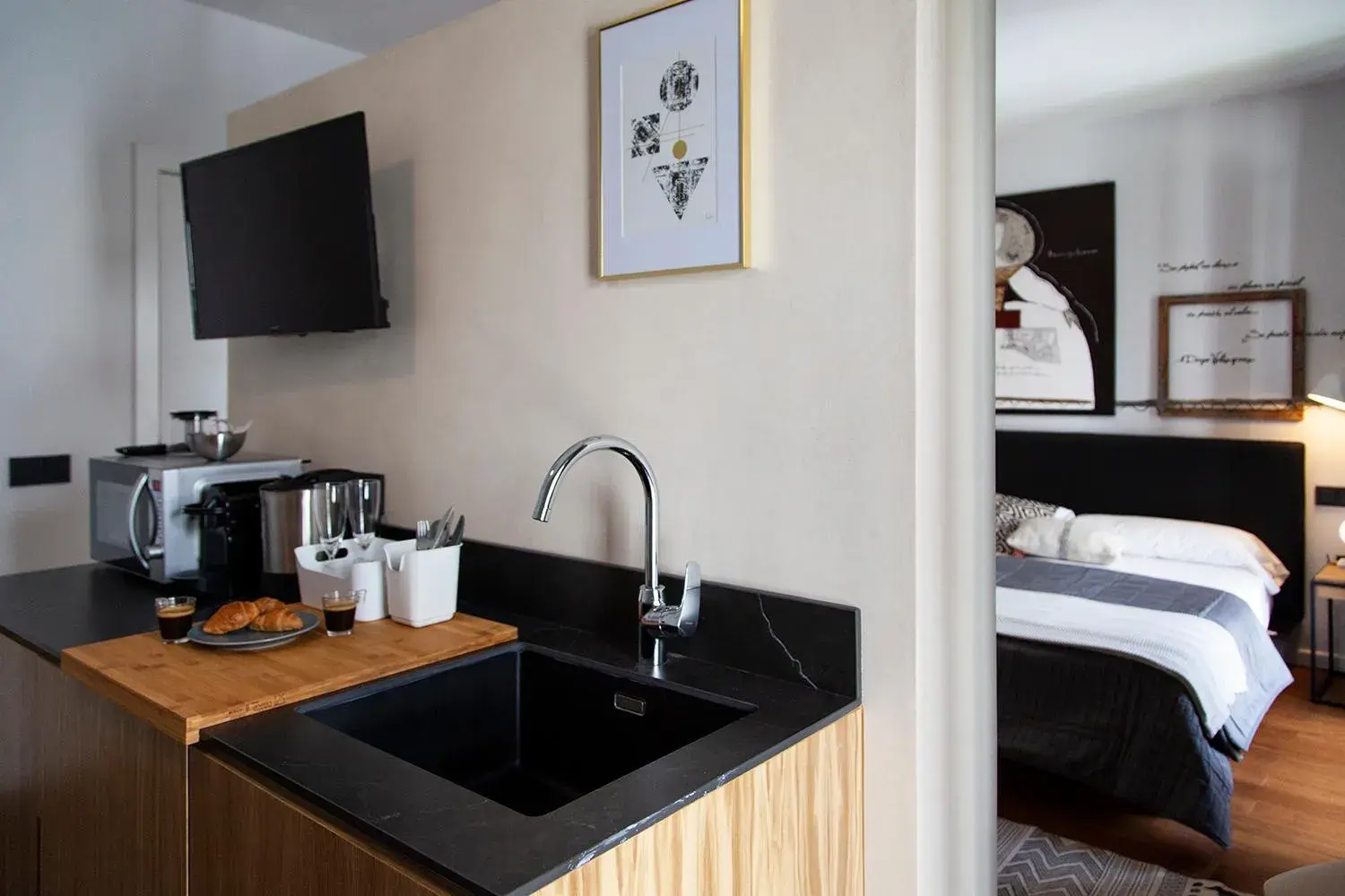 Premium Double Room in Welldone Placentines Premium Double Room in Welldone Placentines